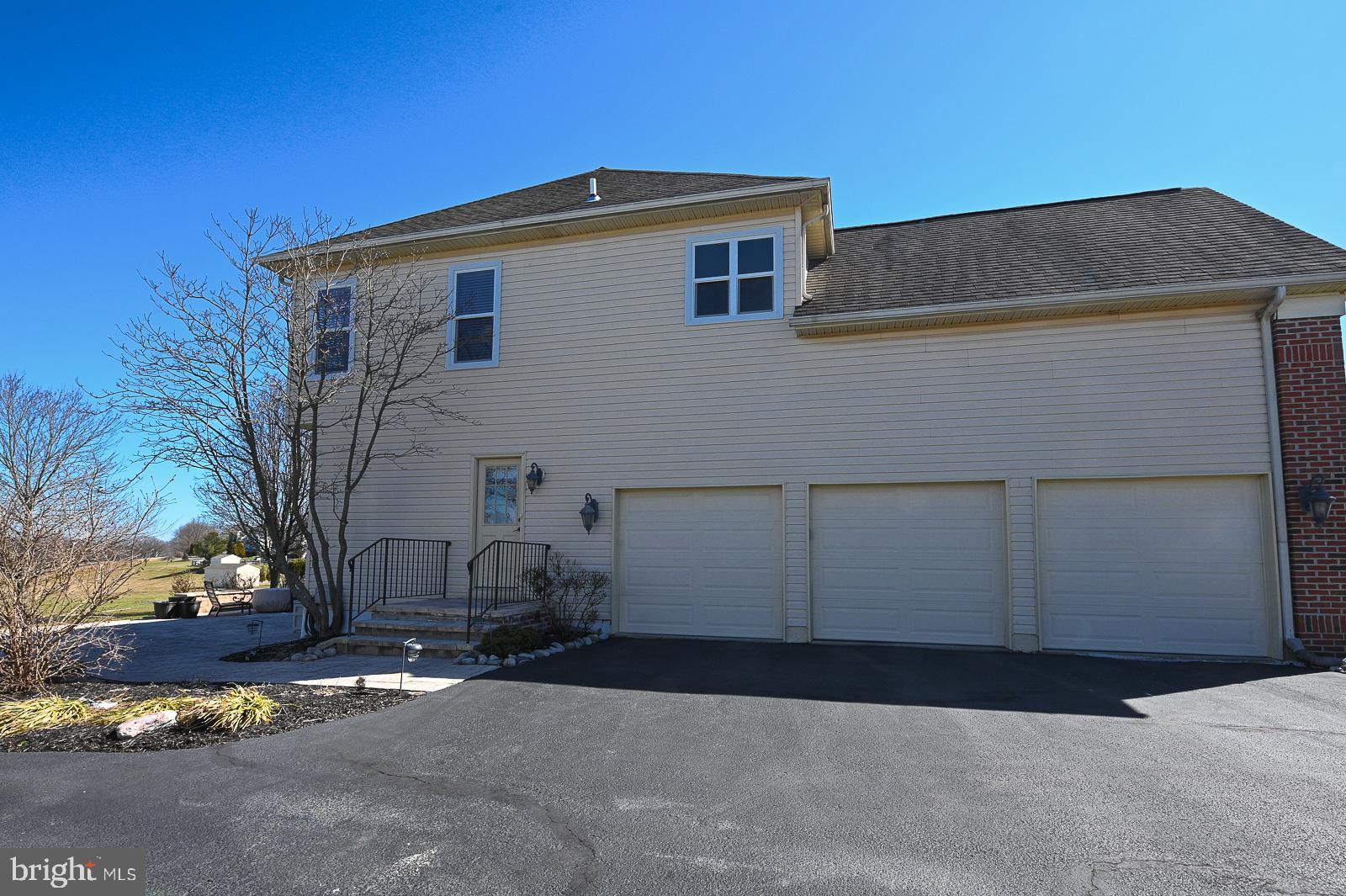 ESTATES AT PROV RE - Residential