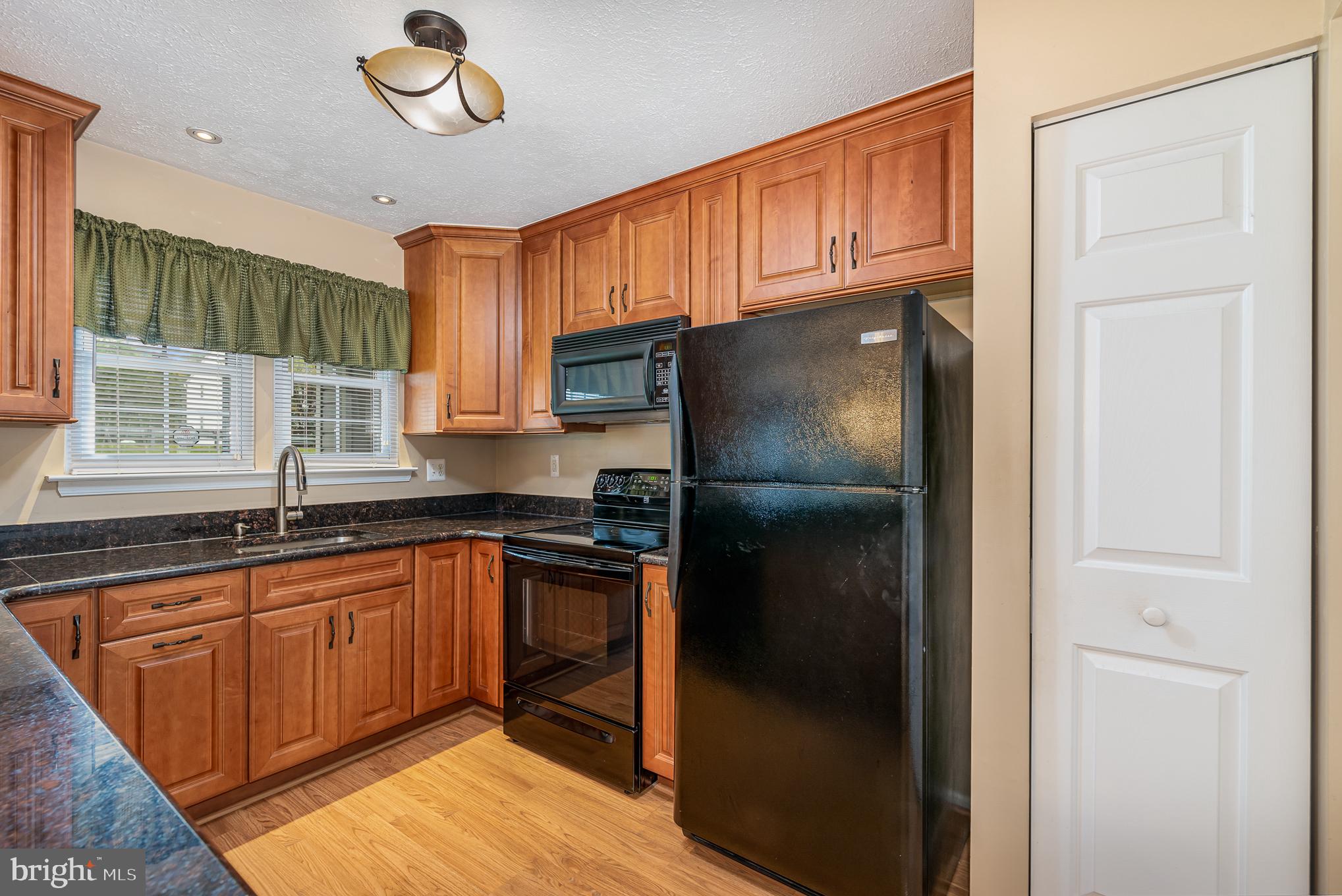 RED FOX FARMS - Residential