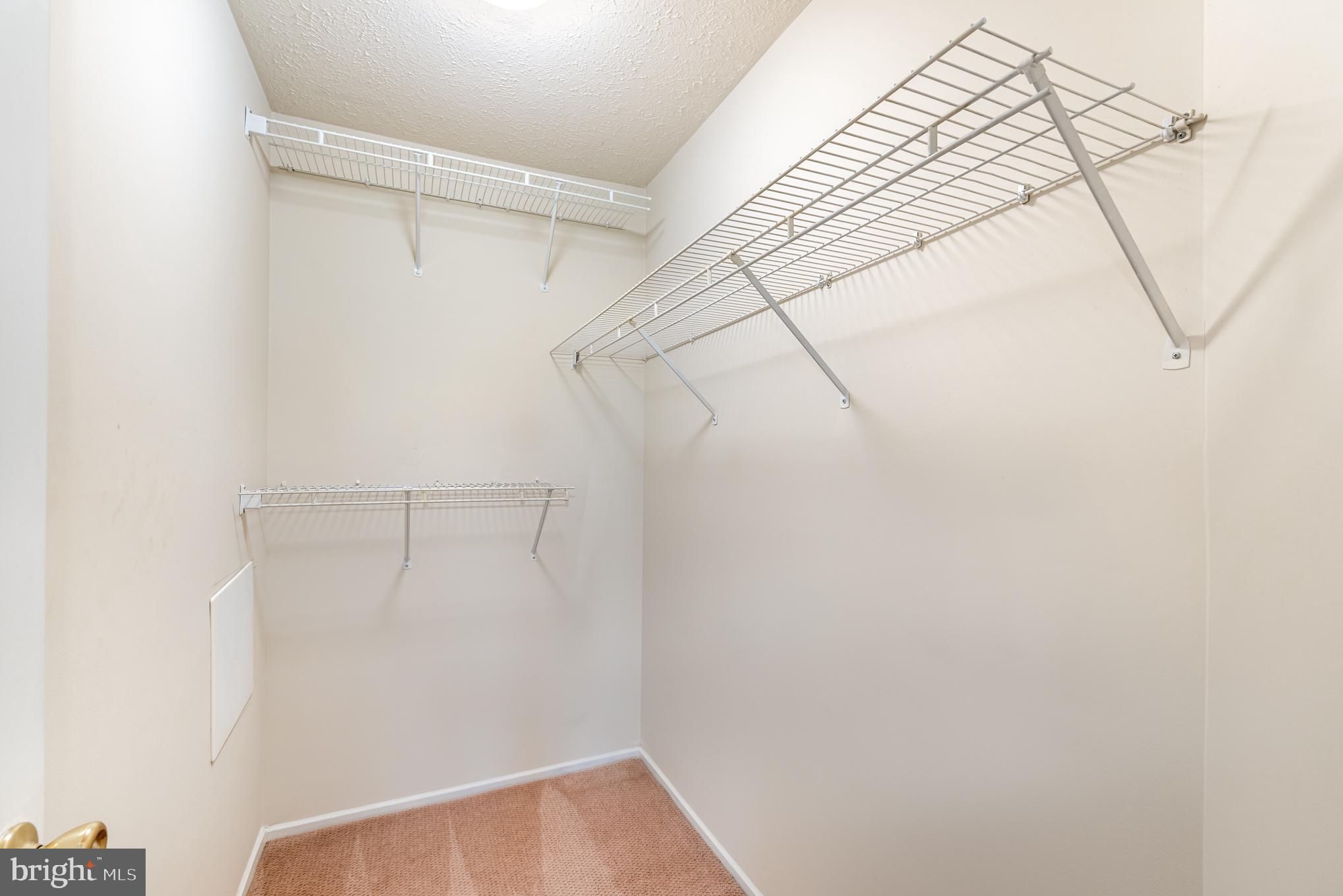 RED FOX FARMS - Residential