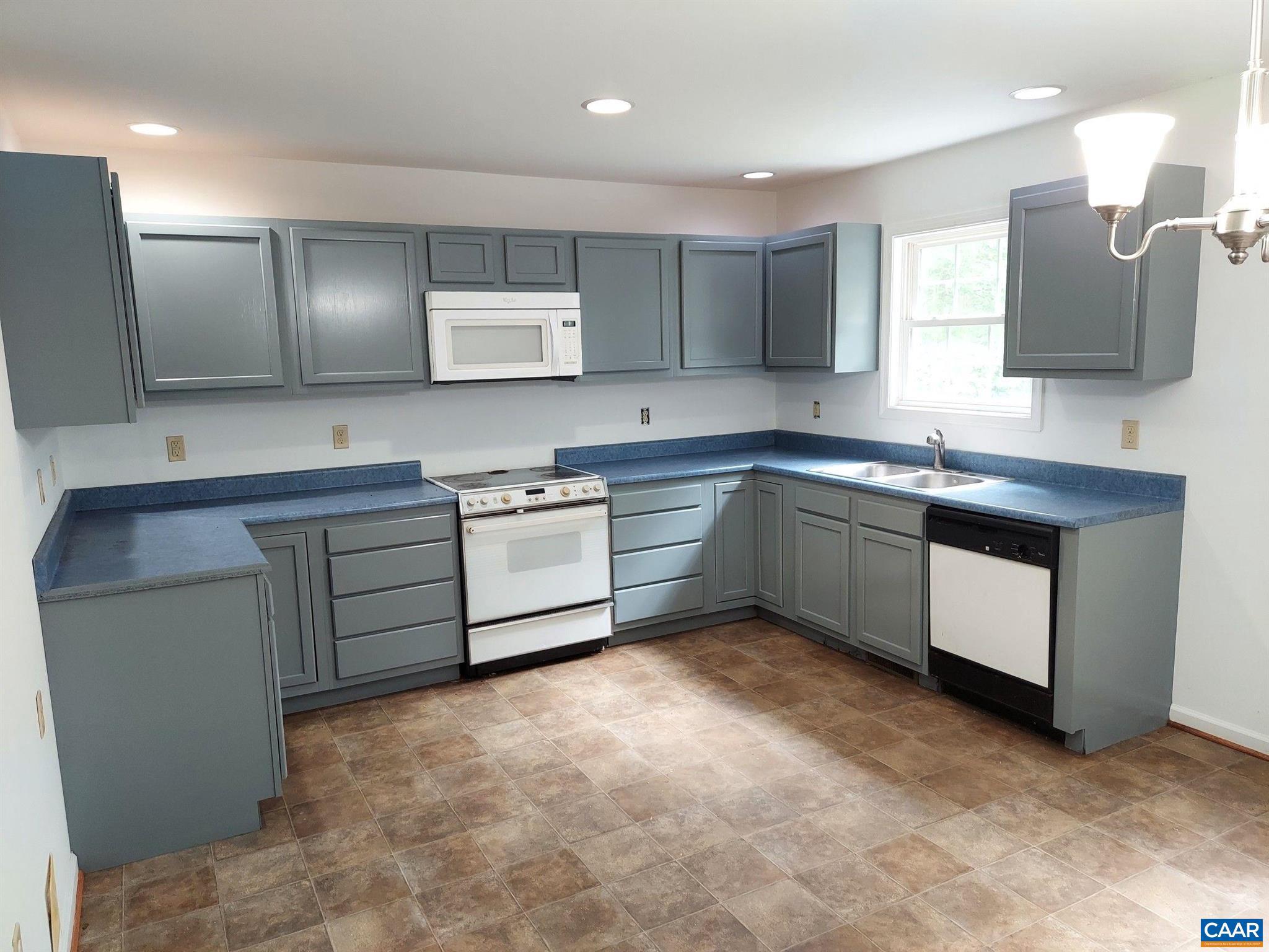 DOGWOOD VALLEY - Residential