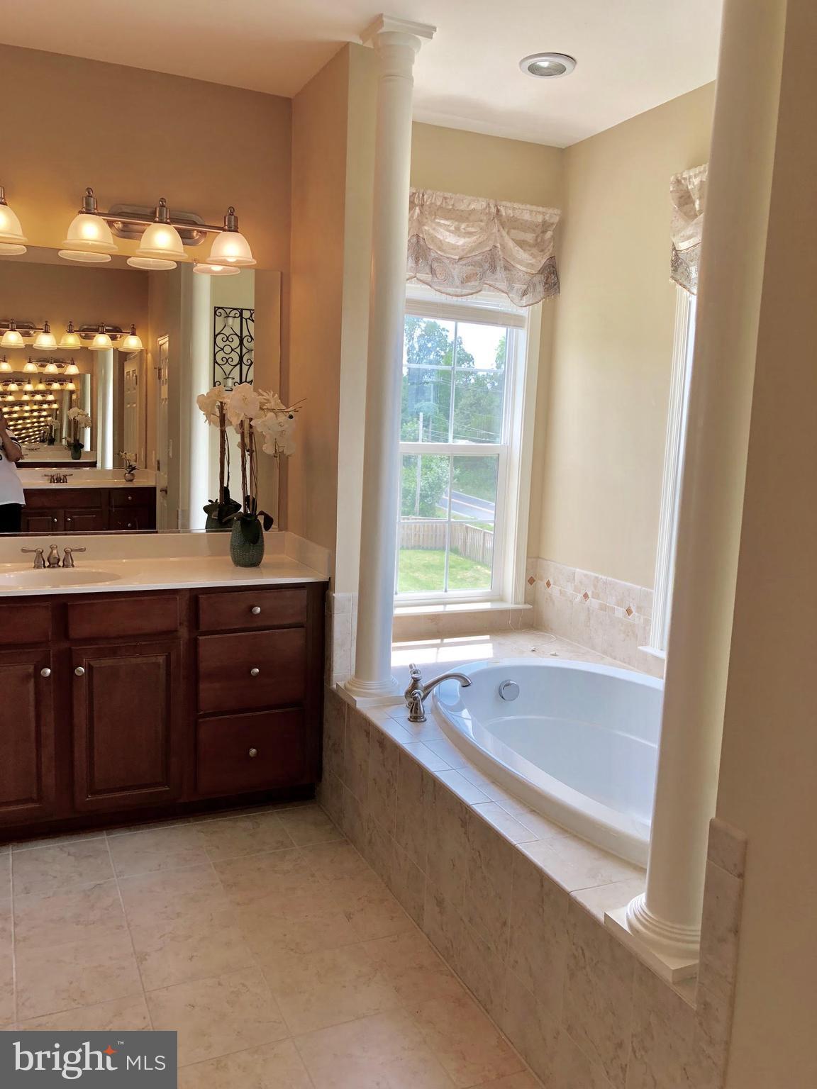 WINSBURY - Residential