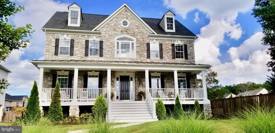 HUGE SFH WITH 2 KITCHENS! Finished Bsmt  w/Sep Entr and 3 Rooms w/ 1 Full Bath & 2nd Kitchen Great for In-Law Suite. Master Suite Takes Up Half The Floor, Sep Sitting & Dressing Area, and 2 WIC. Pre-wired for Surround Sound in Liv & Din. Fenced Bkyd. Long Drvwy with Plenty of Parking. New Paint & Carpet. New Roof. Brand New Washer/Dryer. Min to Hosp & Metro. Close to Shops. Owner RE Agent.