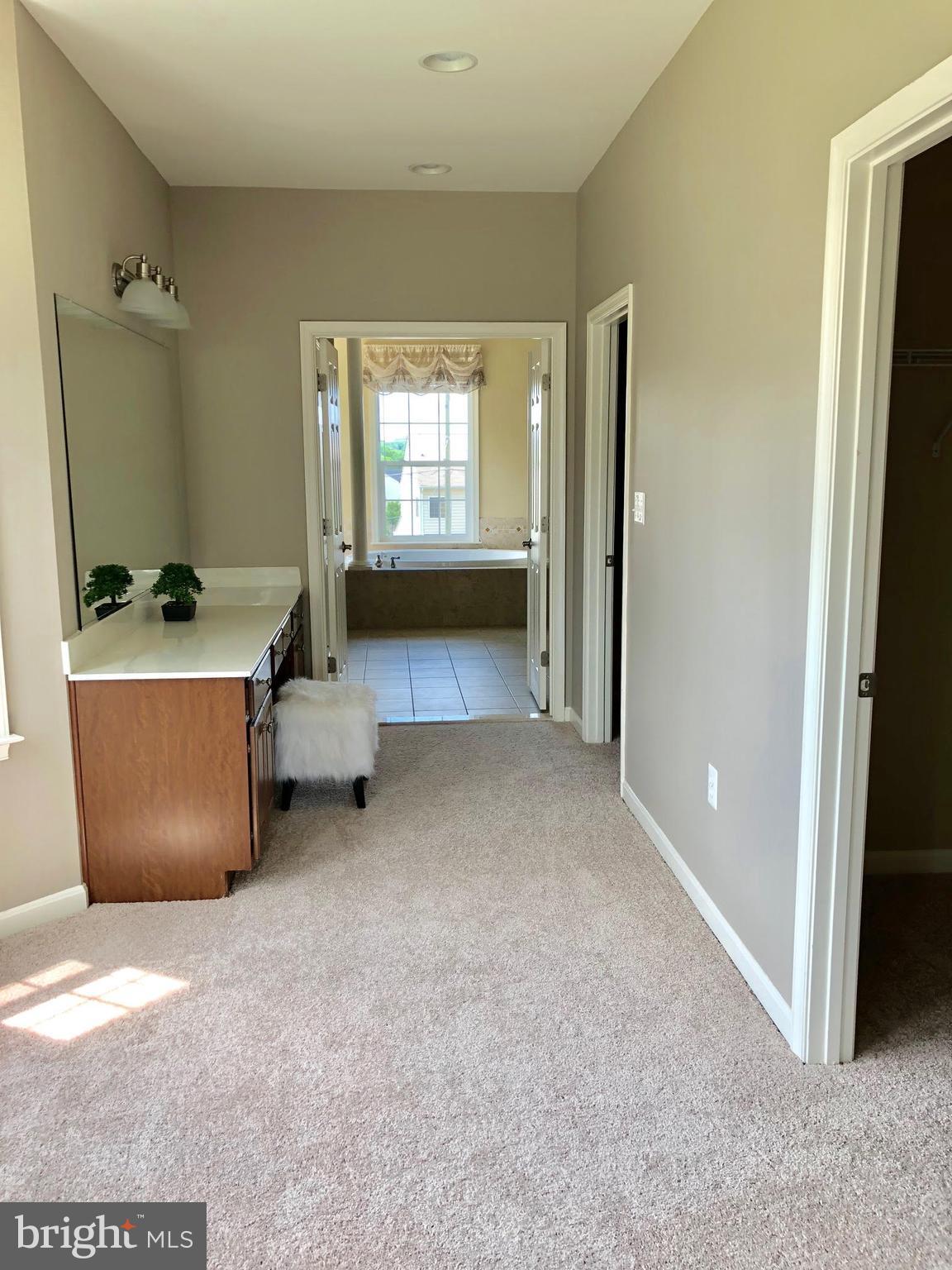 WINSBURY - Residential