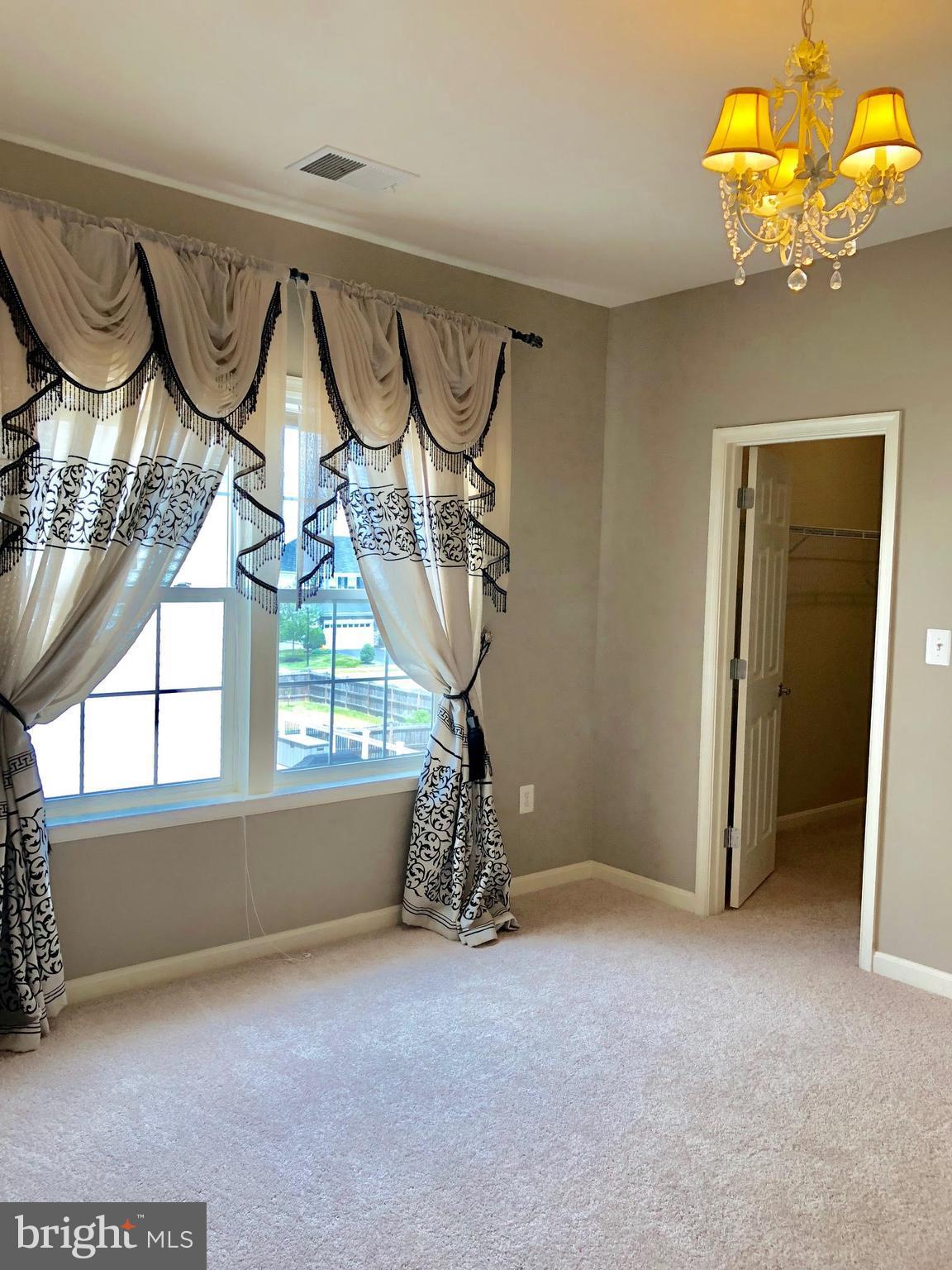 WINSBURY - Residential