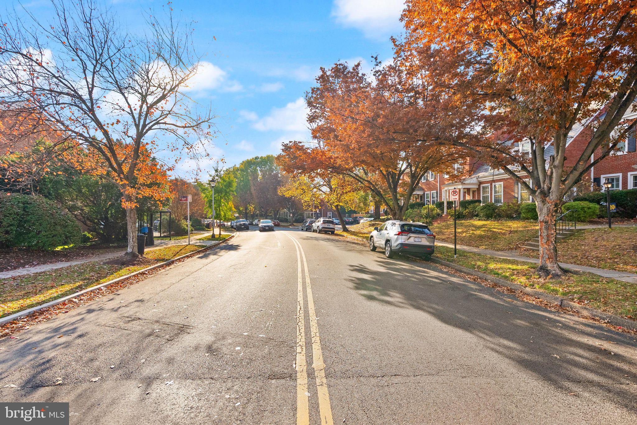 SHIRLINGTON VILLAGE - Residential