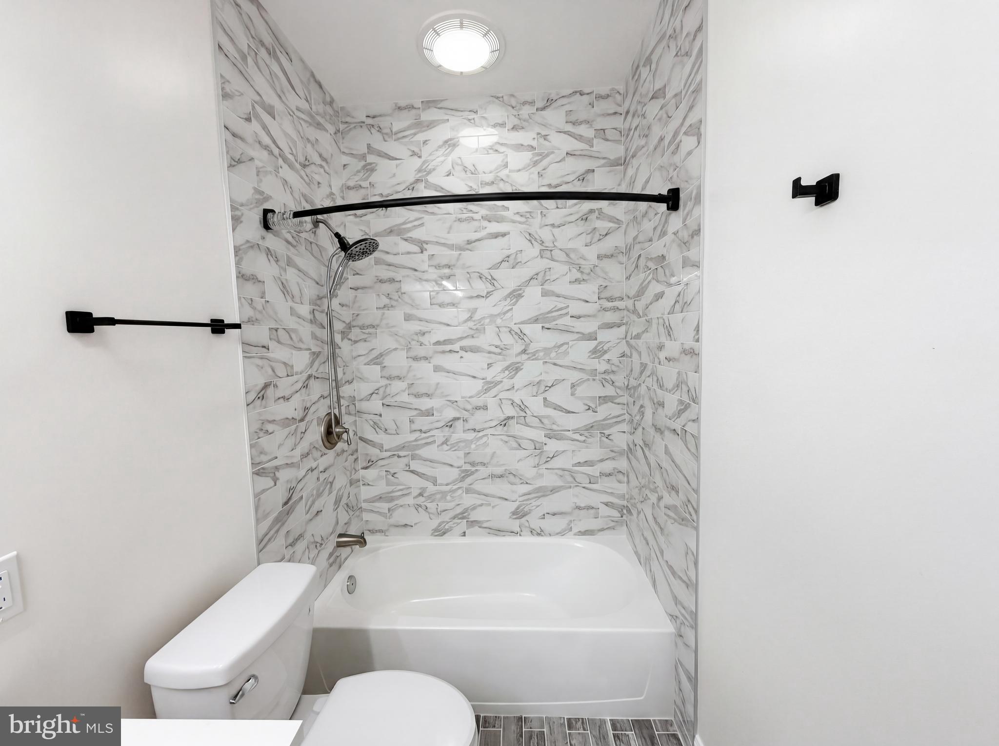 JAPONICA - Residential