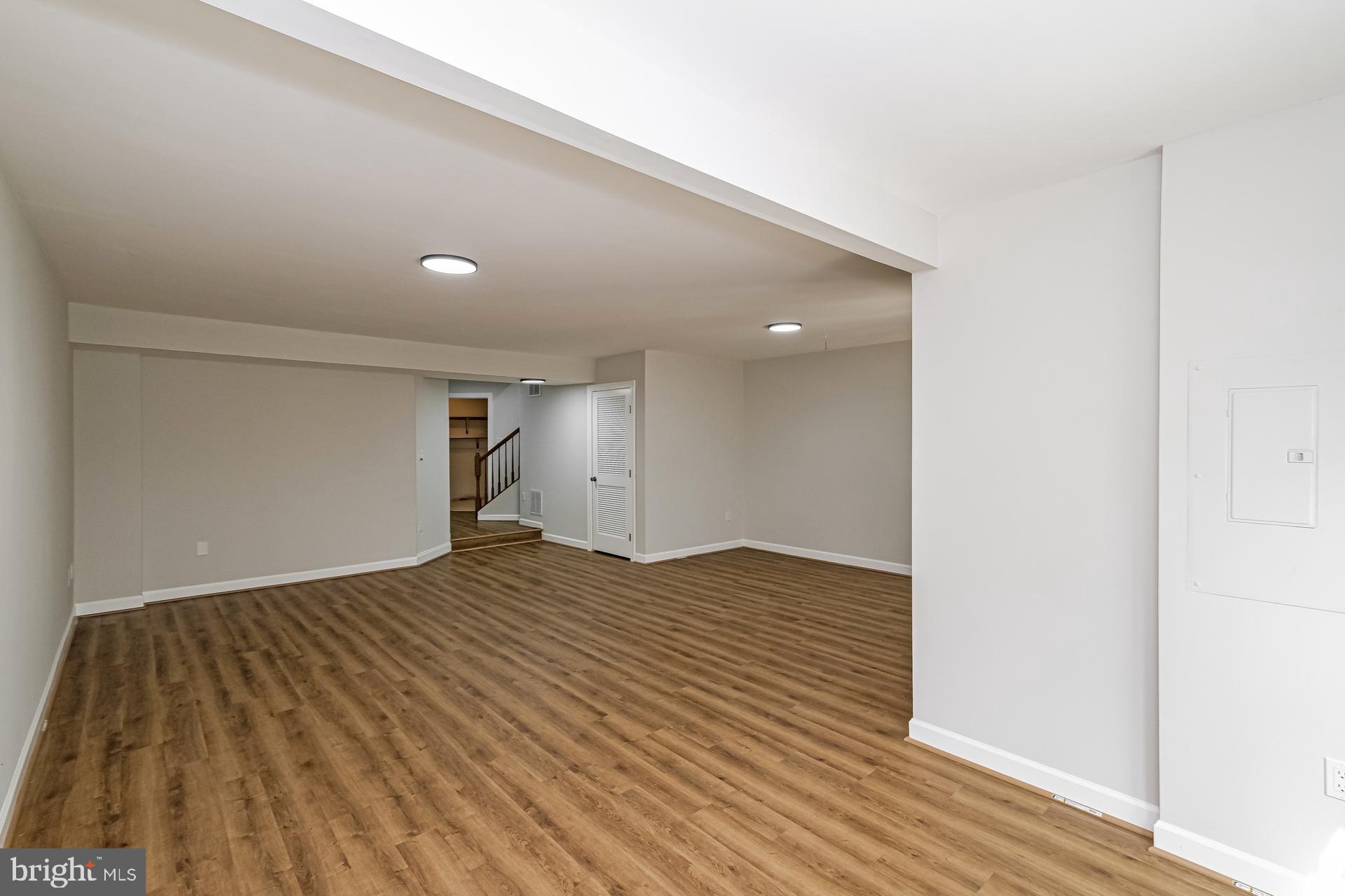 JAPONICA - Residential
