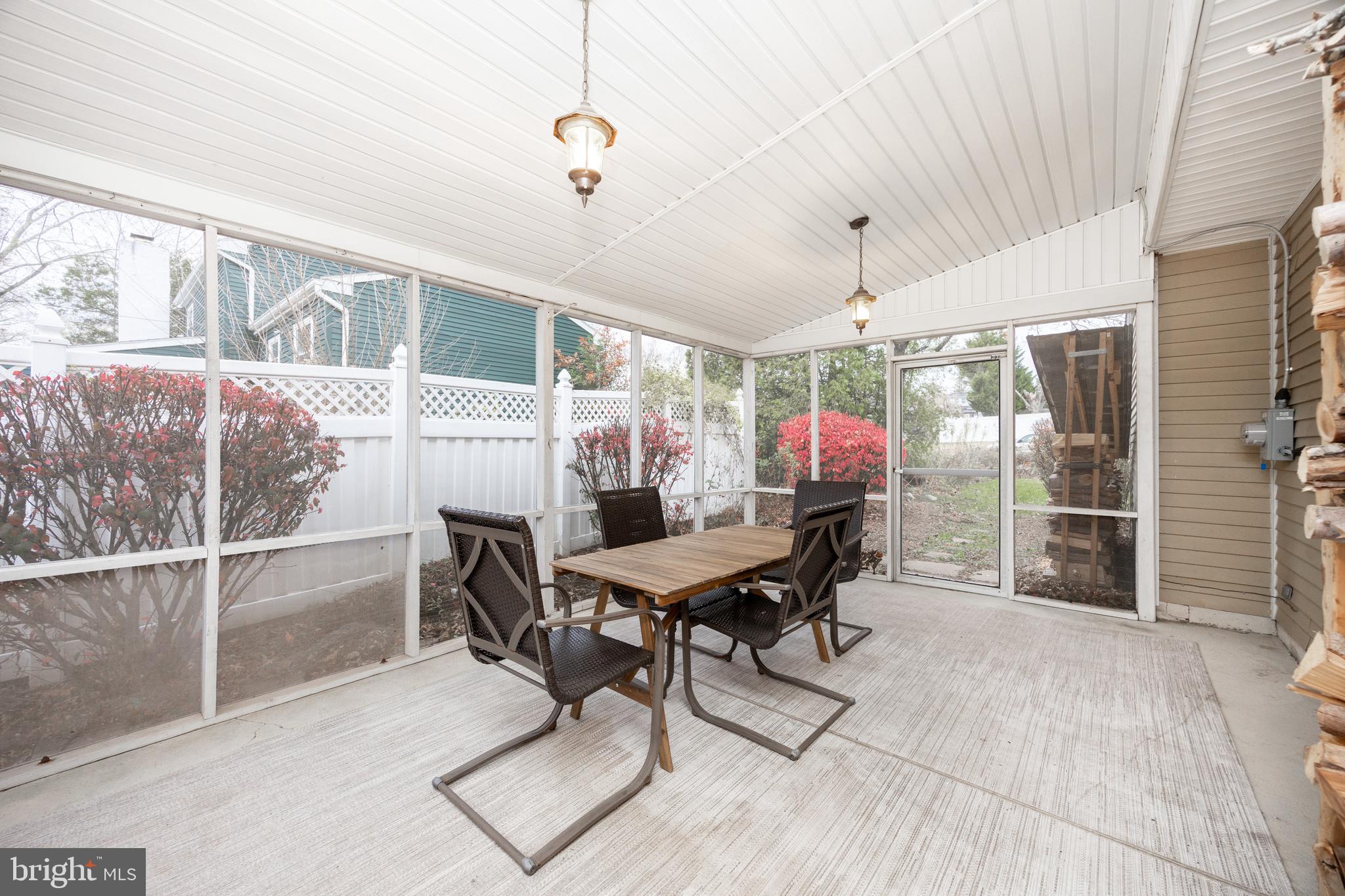 AMITY GARDENS - Residential