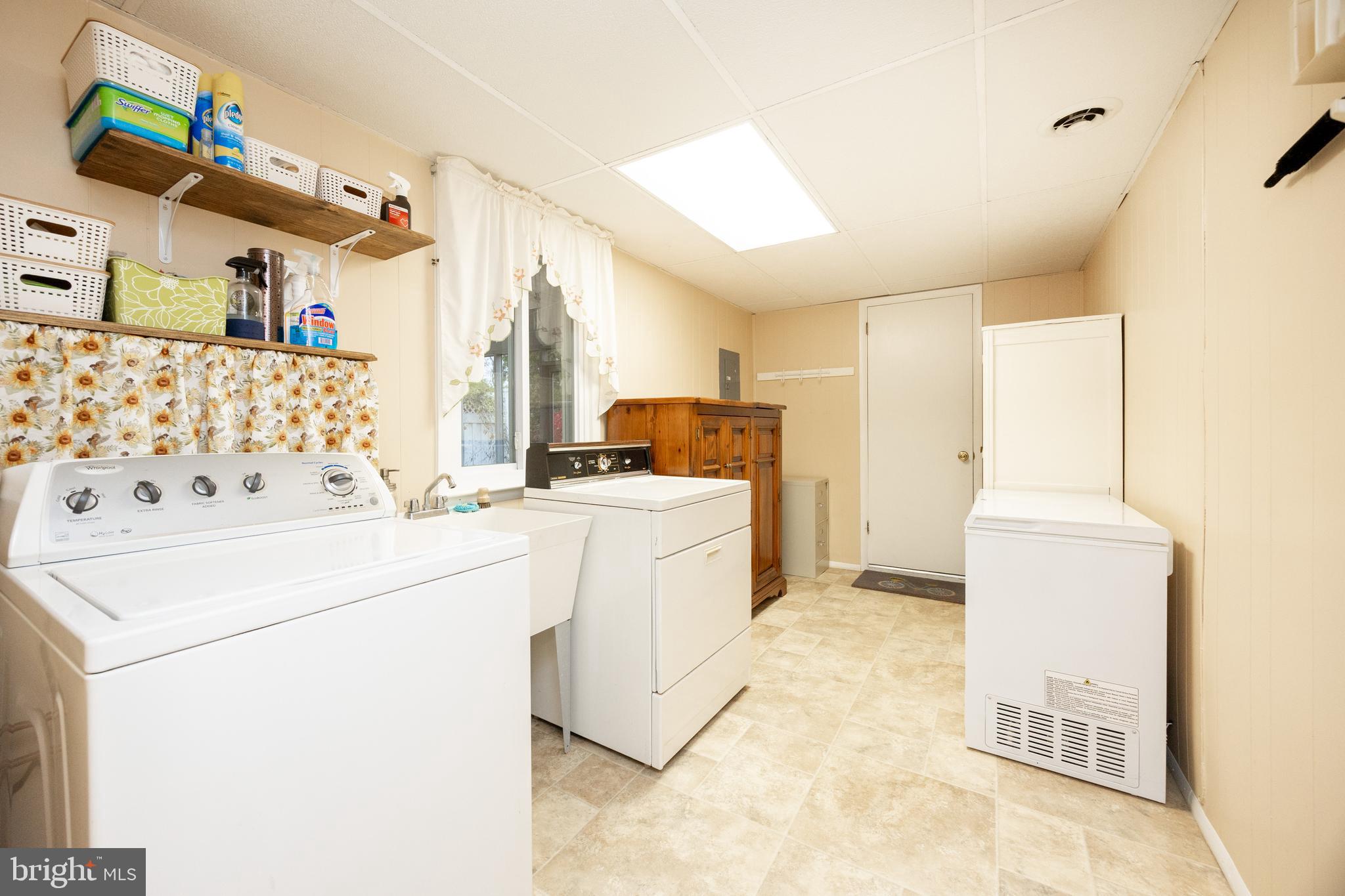 AMITY GARDENS - Residential