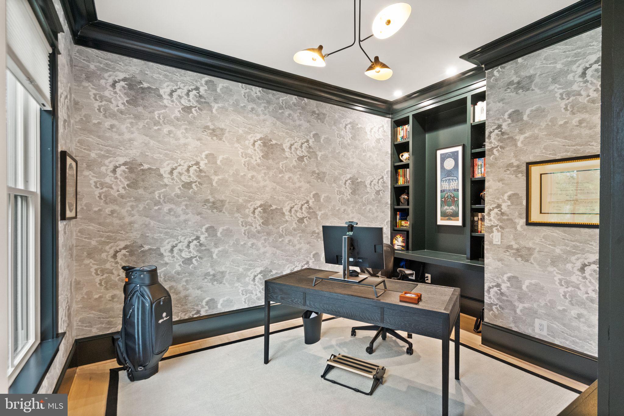 CHESTERBROOK WOODS - Residential