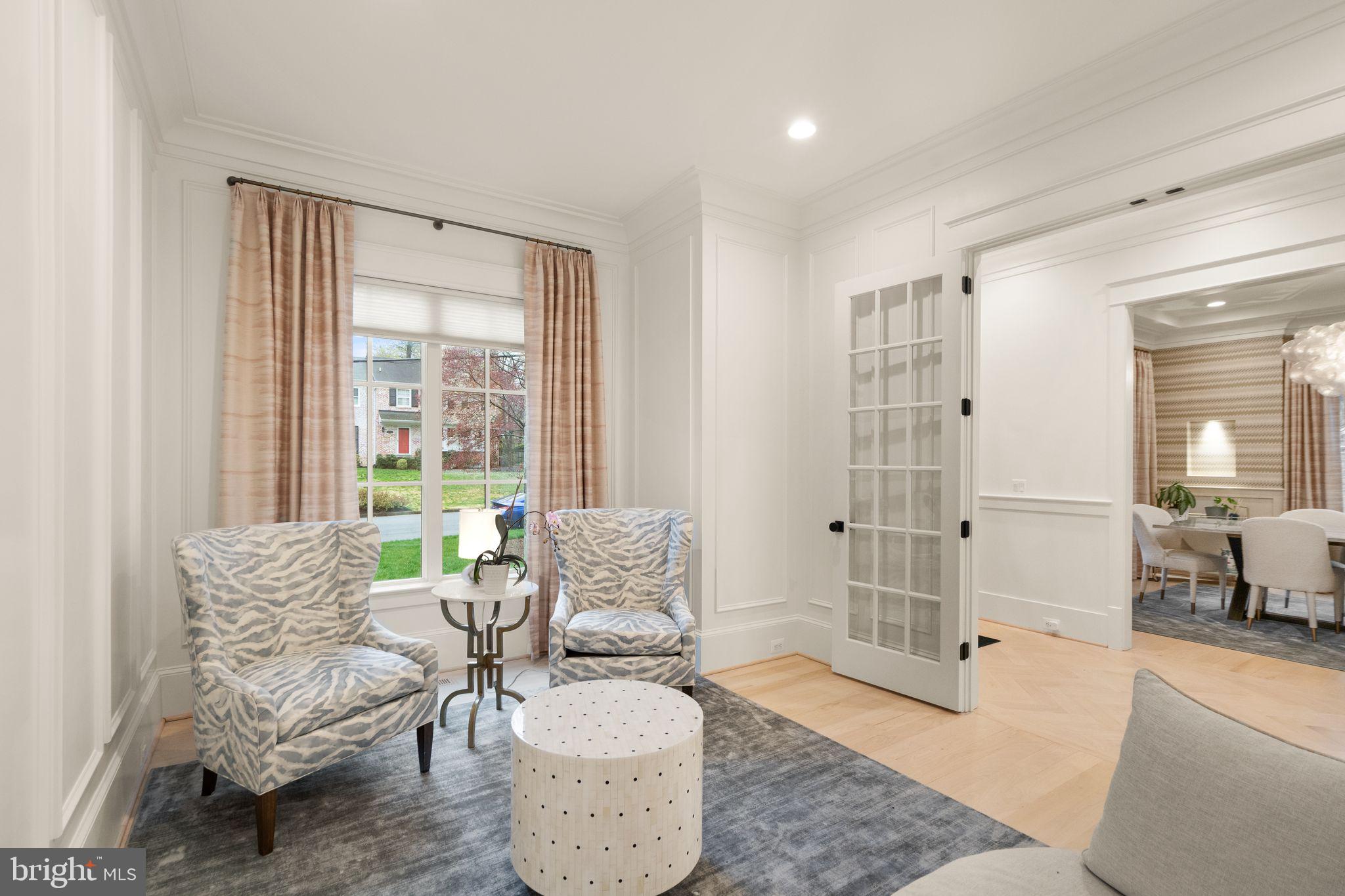 CHESTERBROOK WOODS - Residential