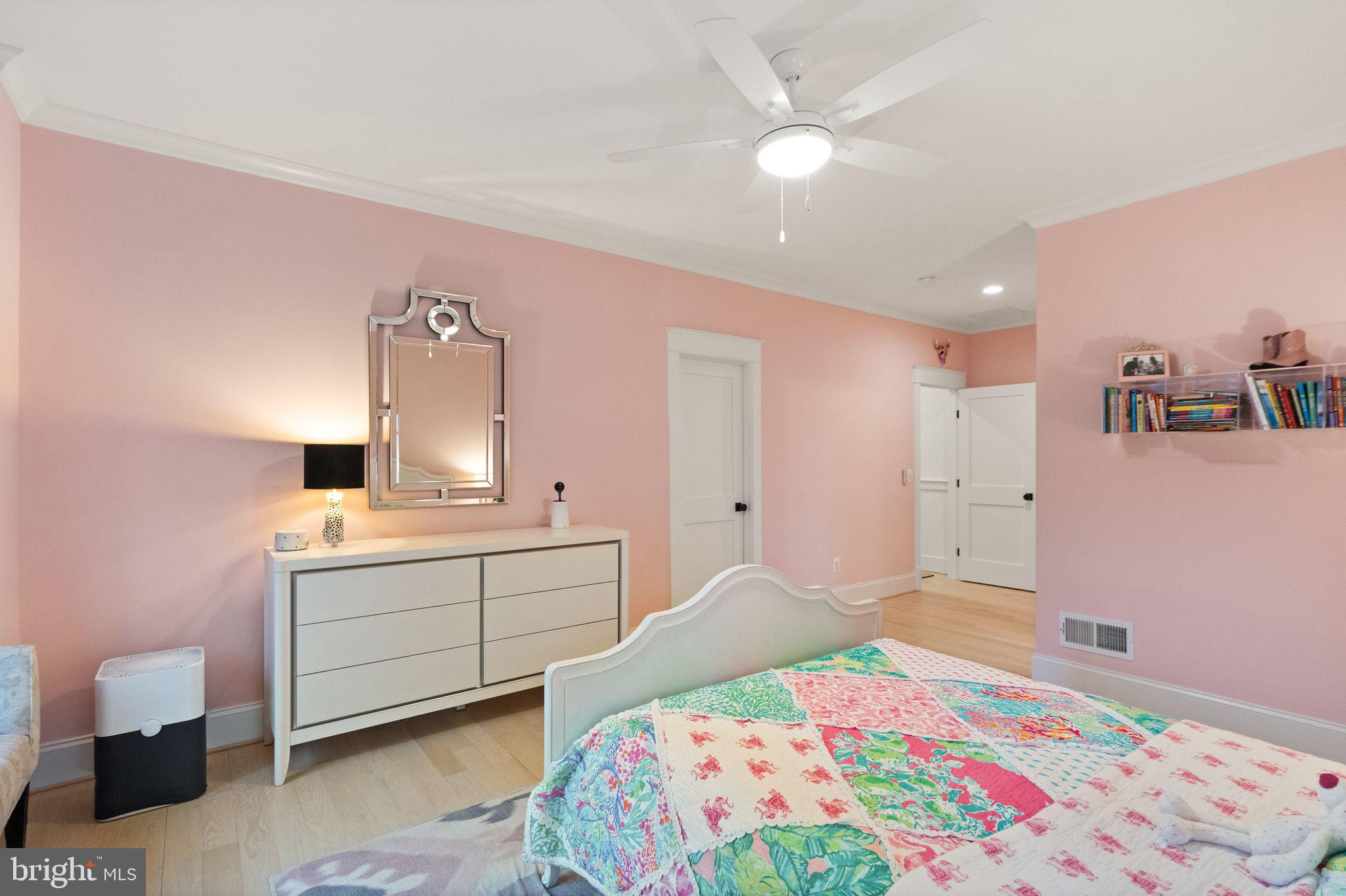 CHESTERBROOK WOODS - Residential