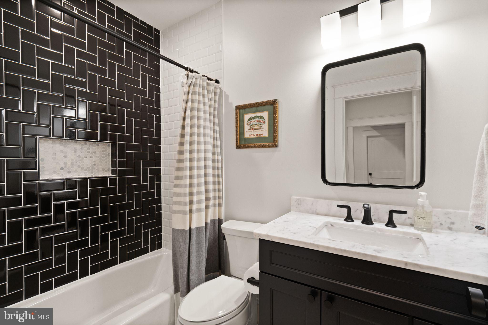 CHESTERBROOK WOODS - Residential