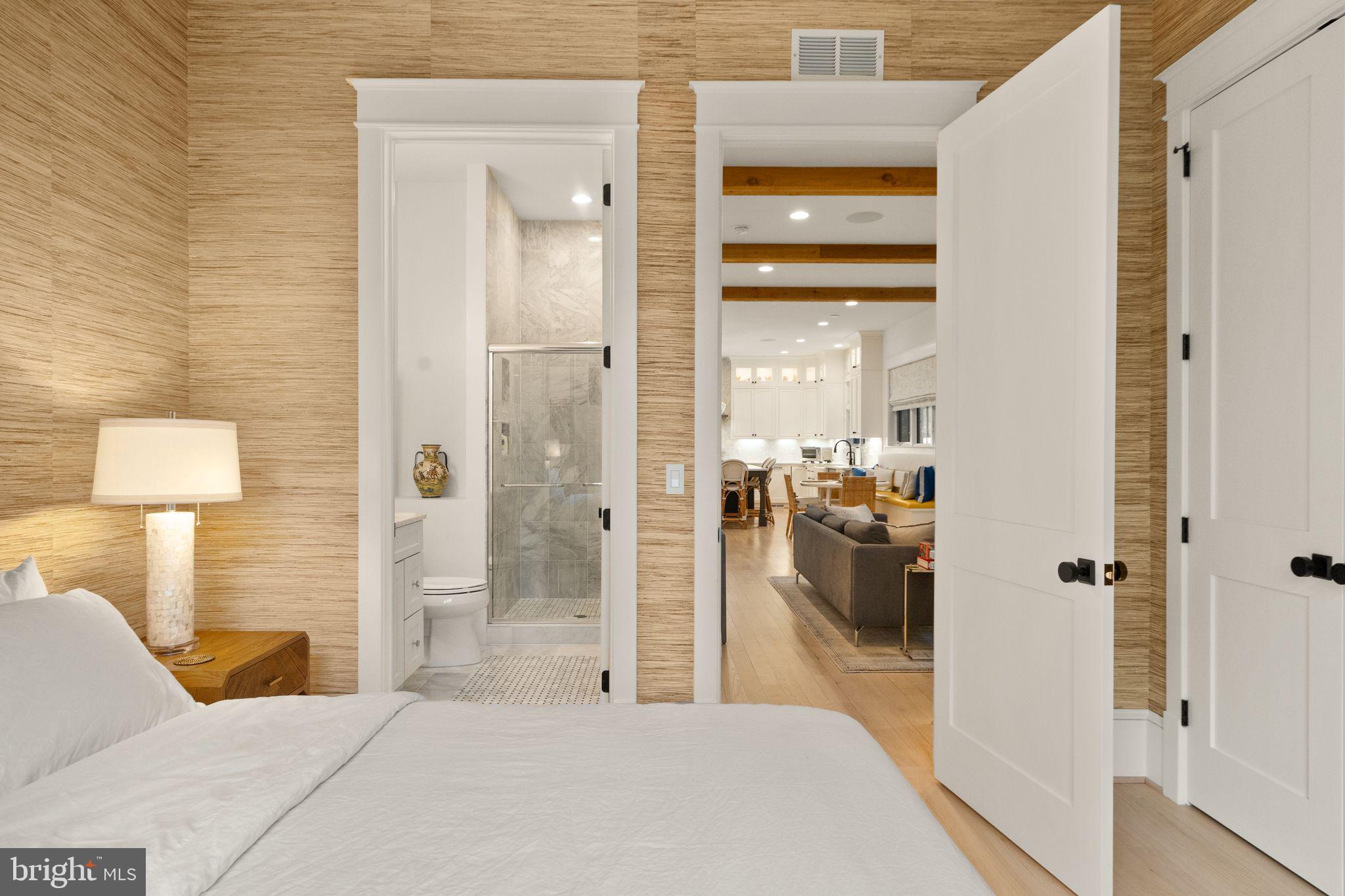 CHESTERBROOK WOODS - Residential