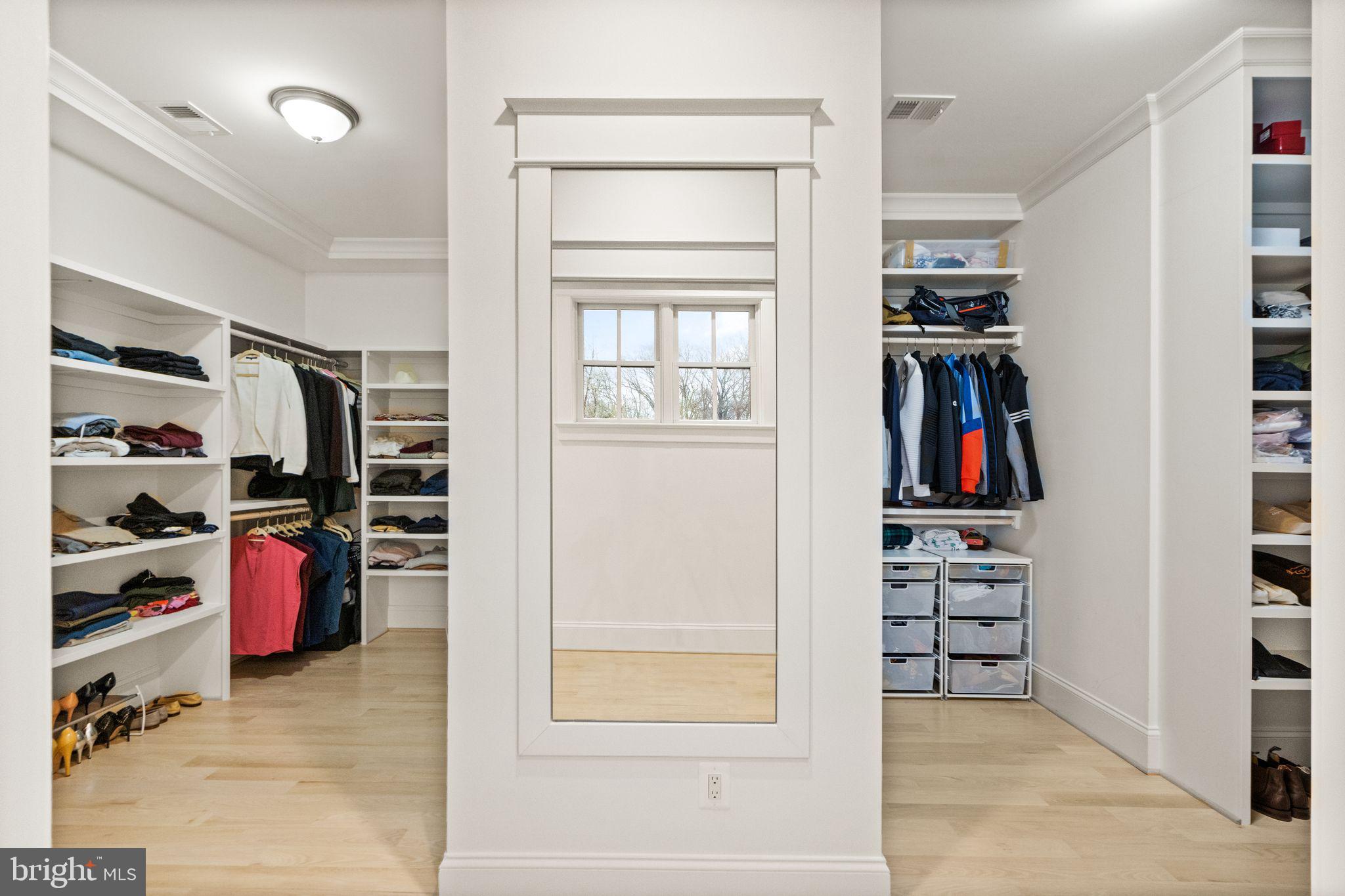 CHESTERBROOK WOODS - Residential