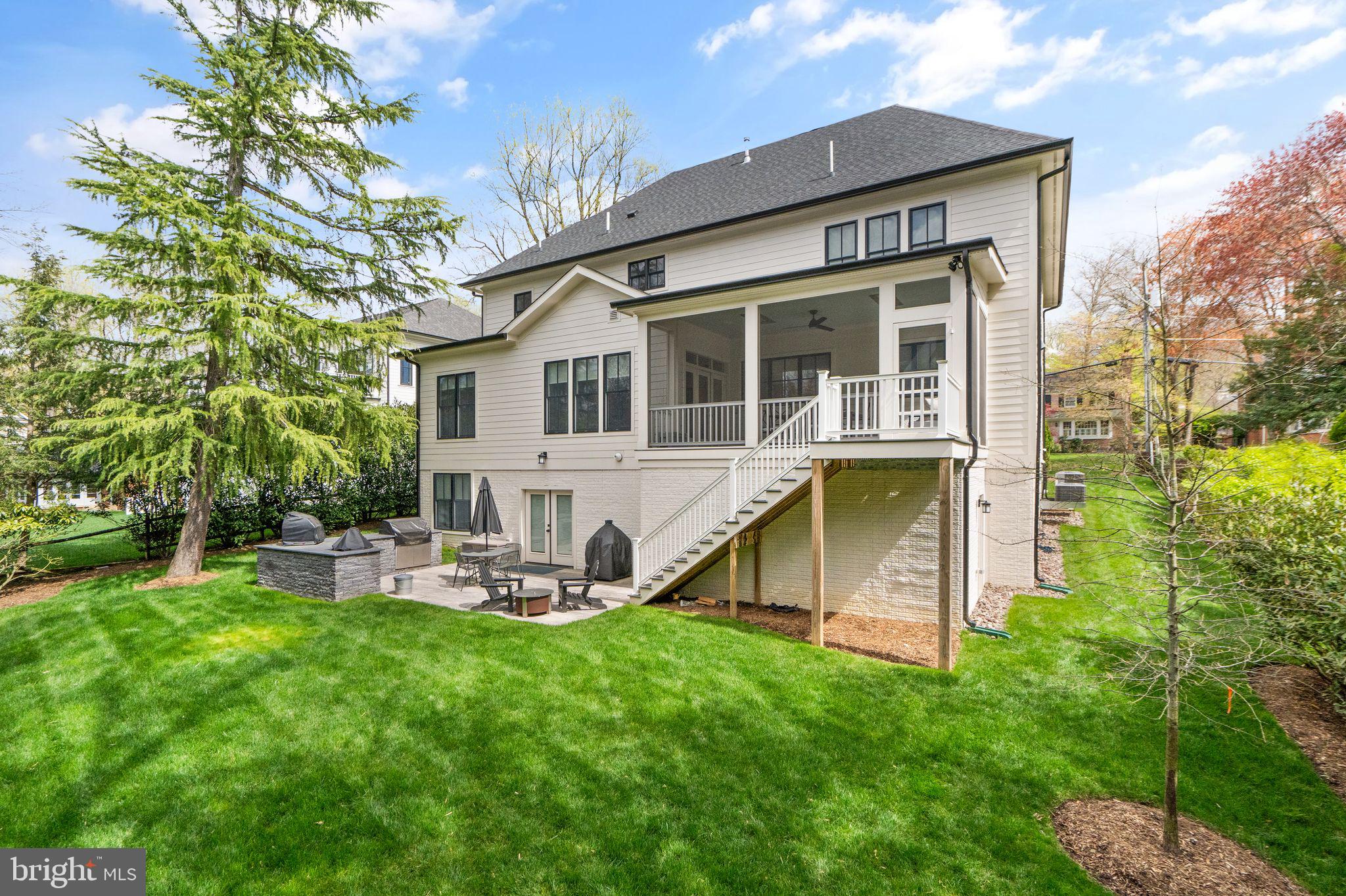 CHESTERBROOK WOODS - Residential