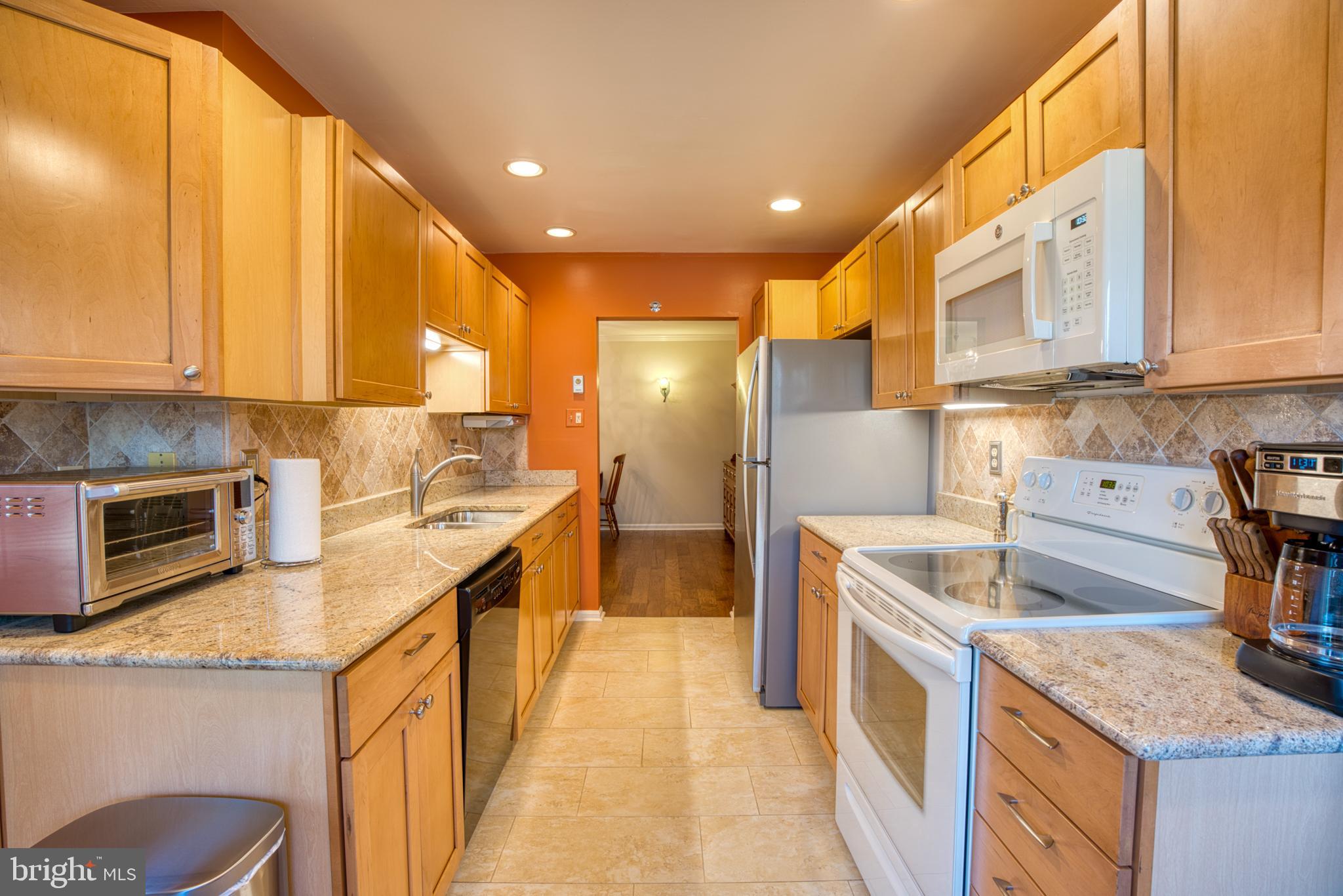 RAINFLOWER/LOVETON - Residential