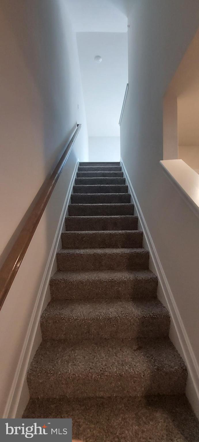 TUSCARORA CREEK - Residential Lease