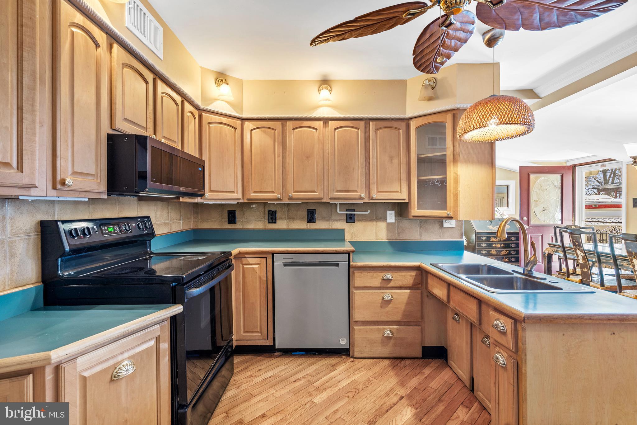 TREVOSE HGTS - Residential