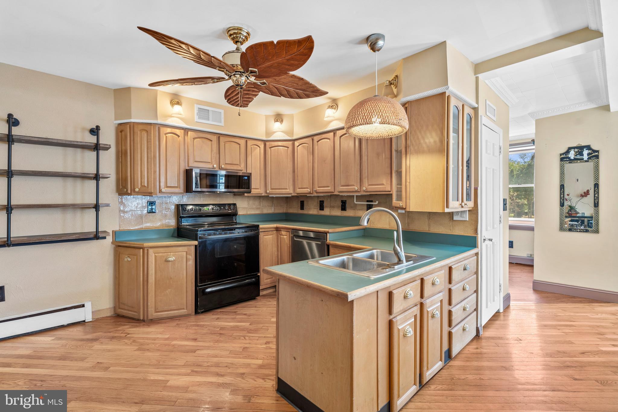 TREVOSE HGTS - Residential