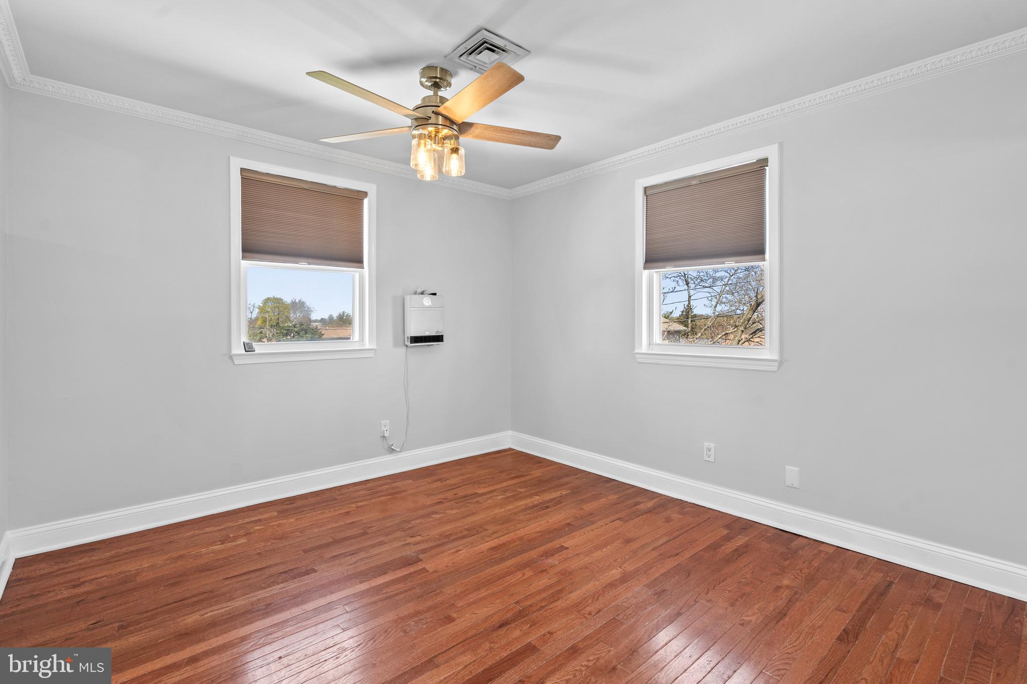 TREVOSE HGTS - Residential