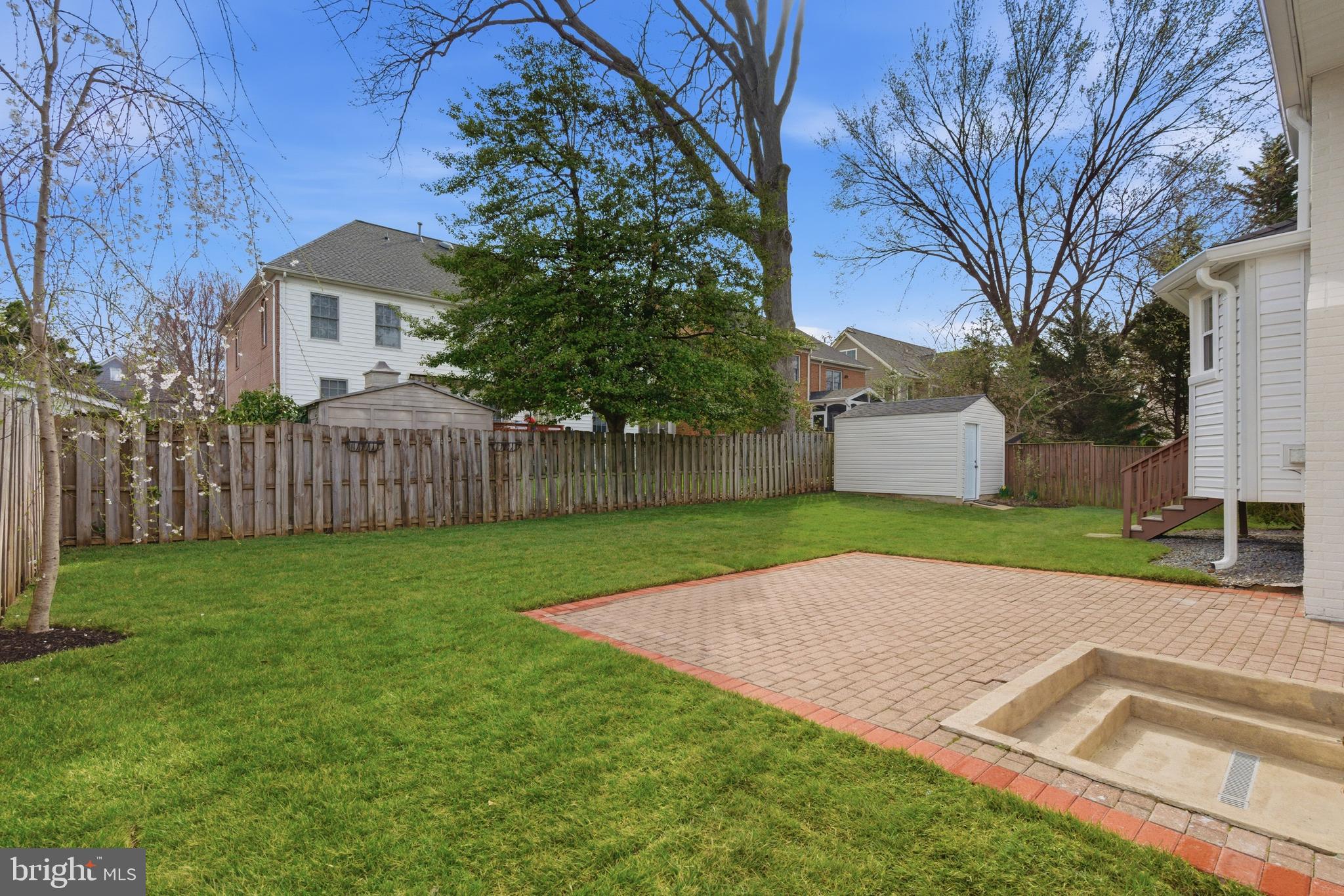 OAKWOOD KNOLLS - Residential