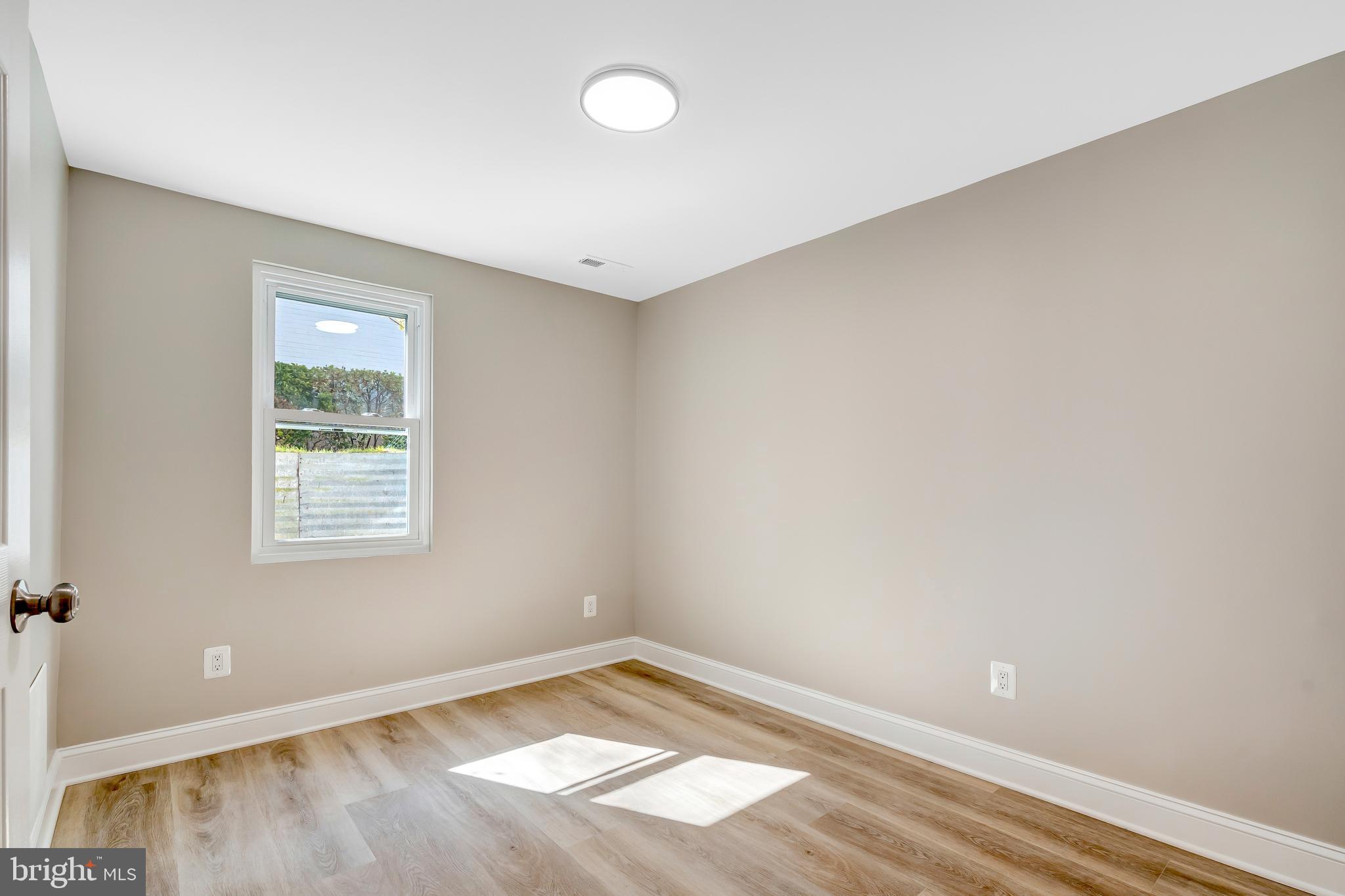 OAKWOOD KNOLLS - Residential