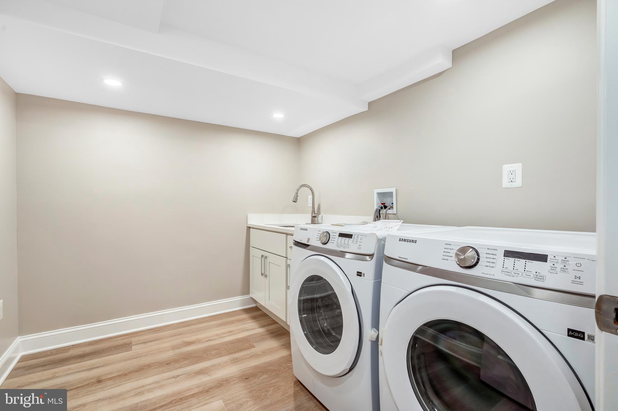 OAKWOOD KNOLLS - Residential