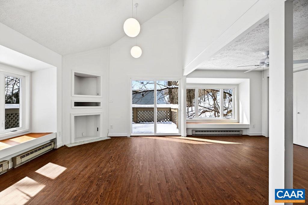 WINTERGREEN RESORT - Residential