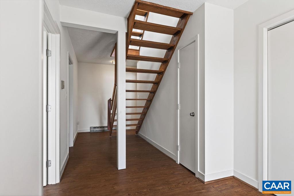 WINTERGREEN RESORT - Residential