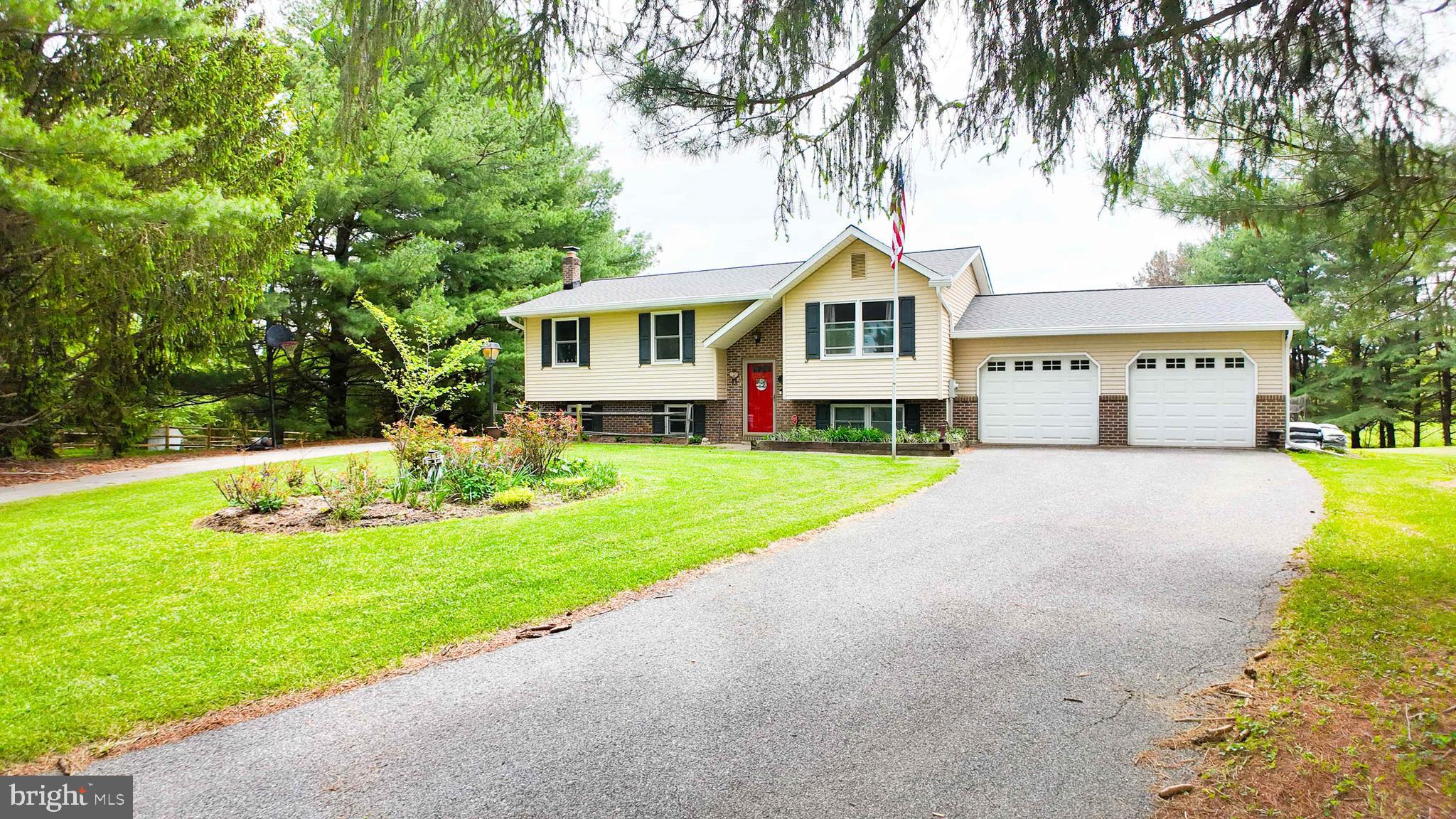 2486 LEWIS LANE