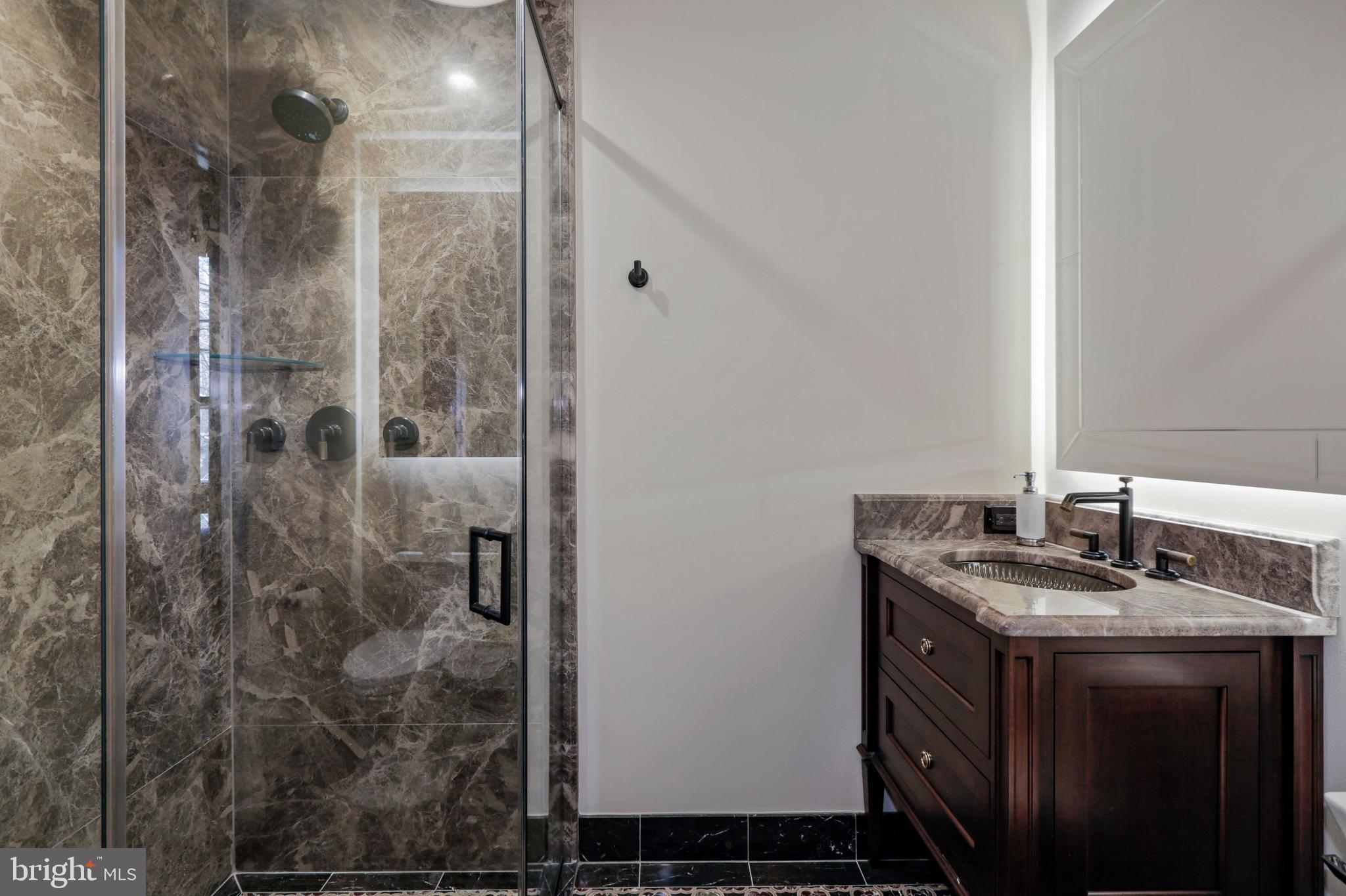 POTOMAC FALLS - Residential