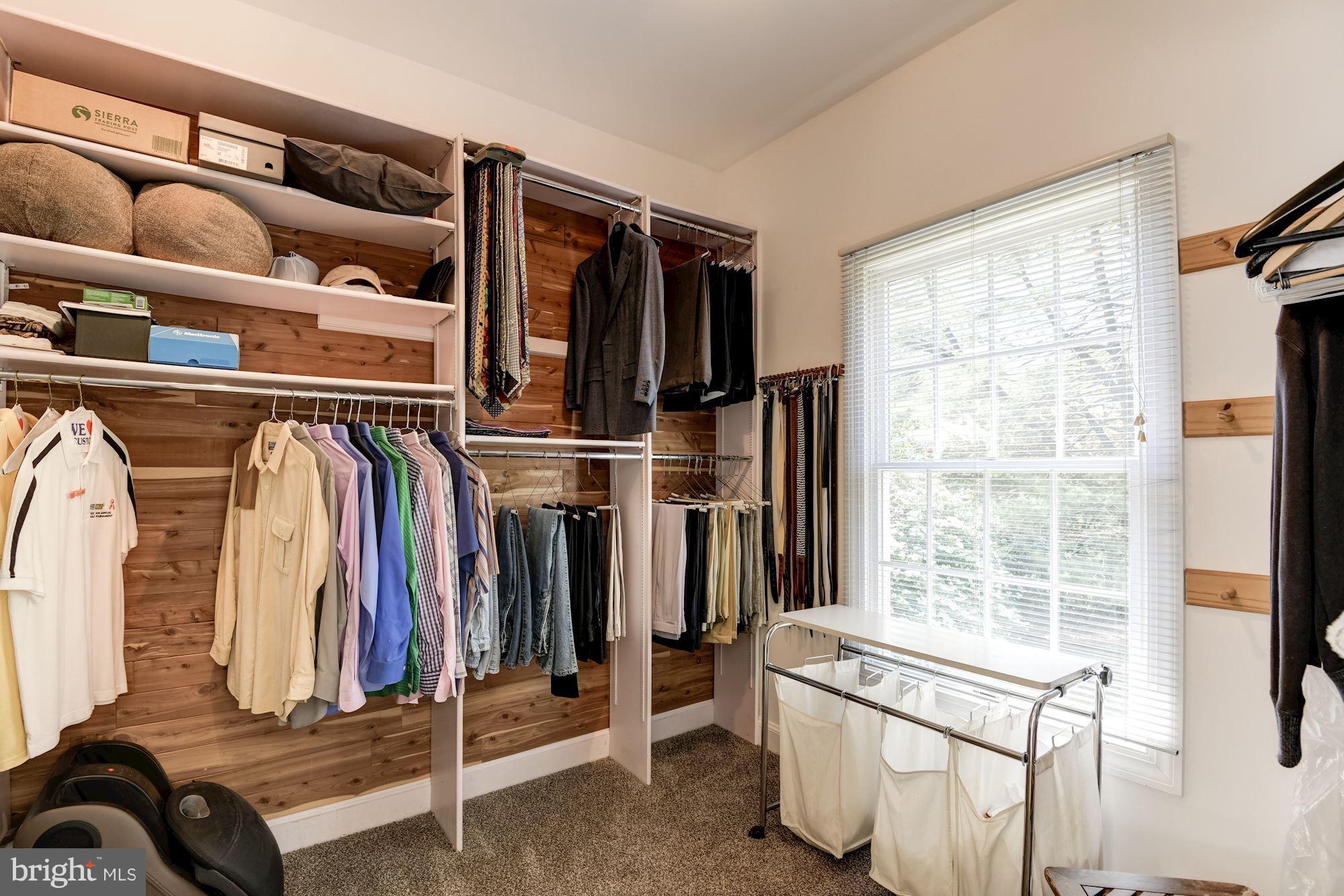 DEERFIELD POND - Residential