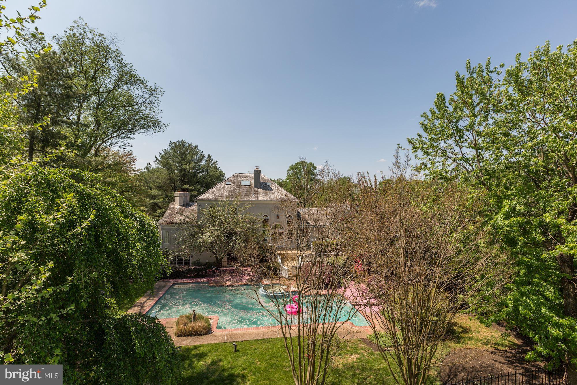 DEERFIELD POND - Residential