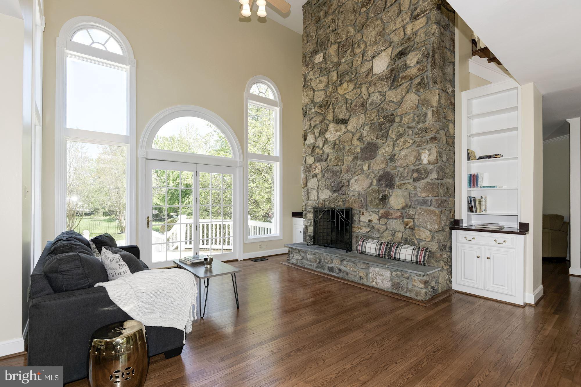 DEERFIELD POND - Residential