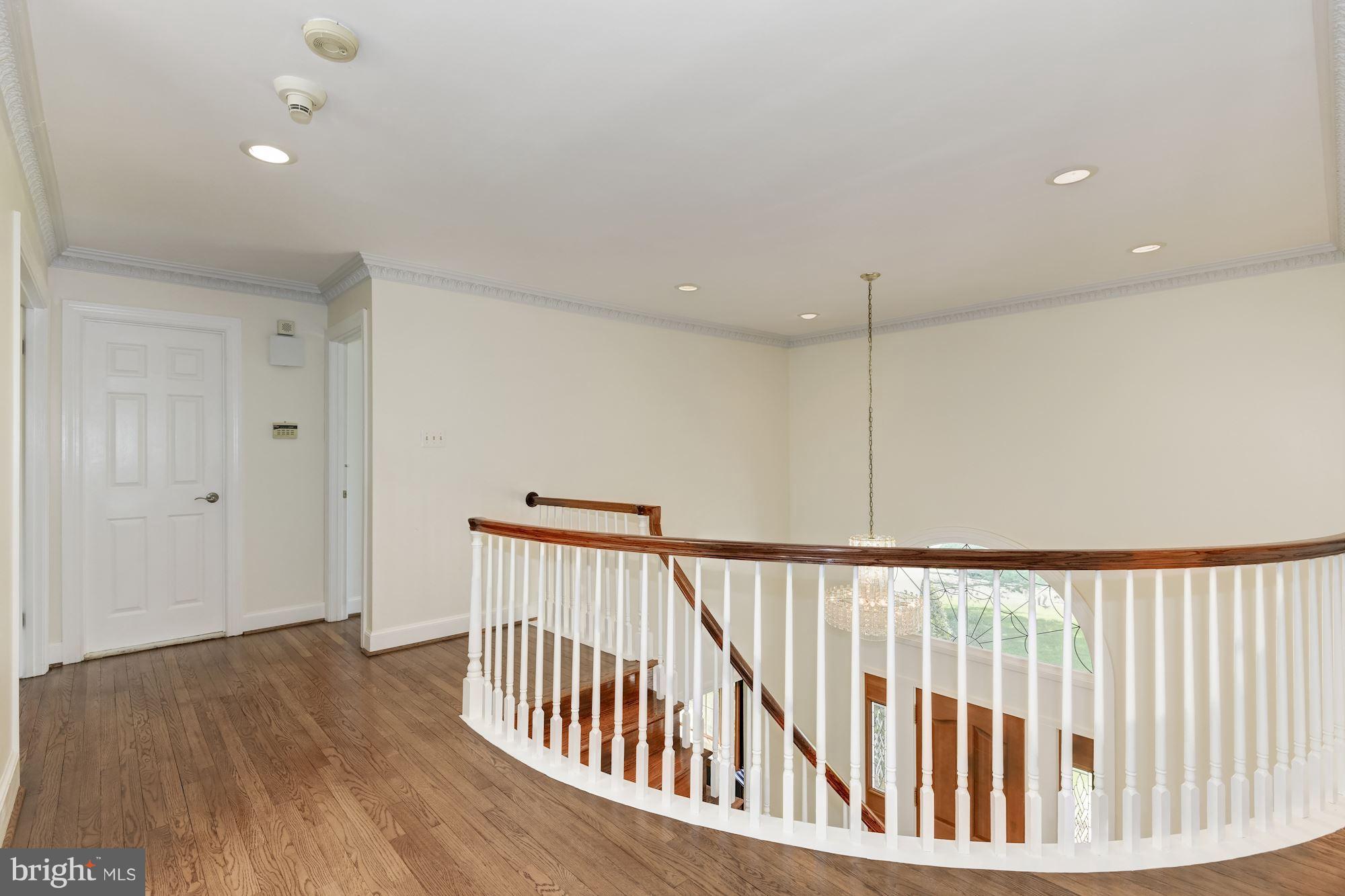 DEERFIELD POND - Residential