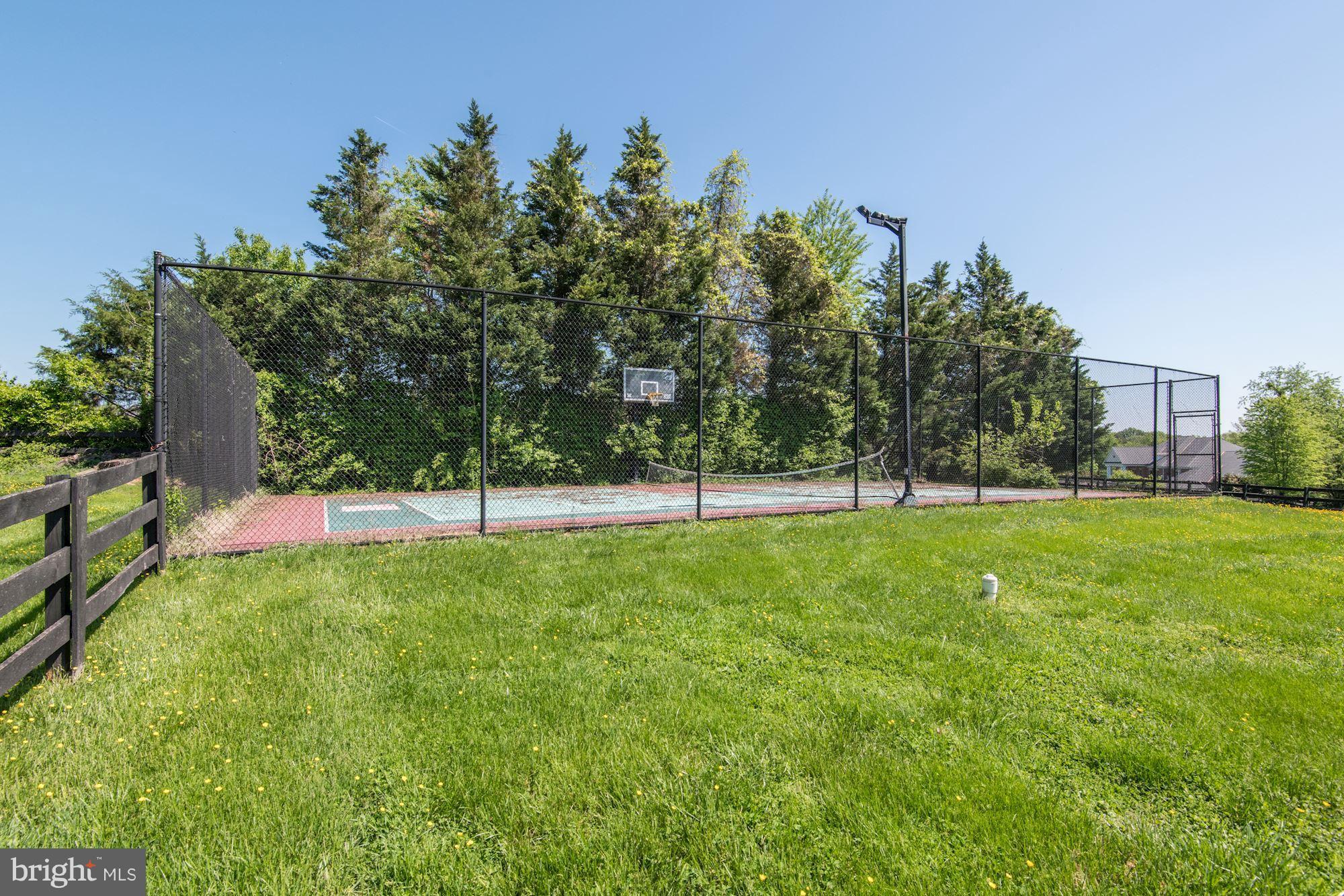 DEERFIELD POND - Residential