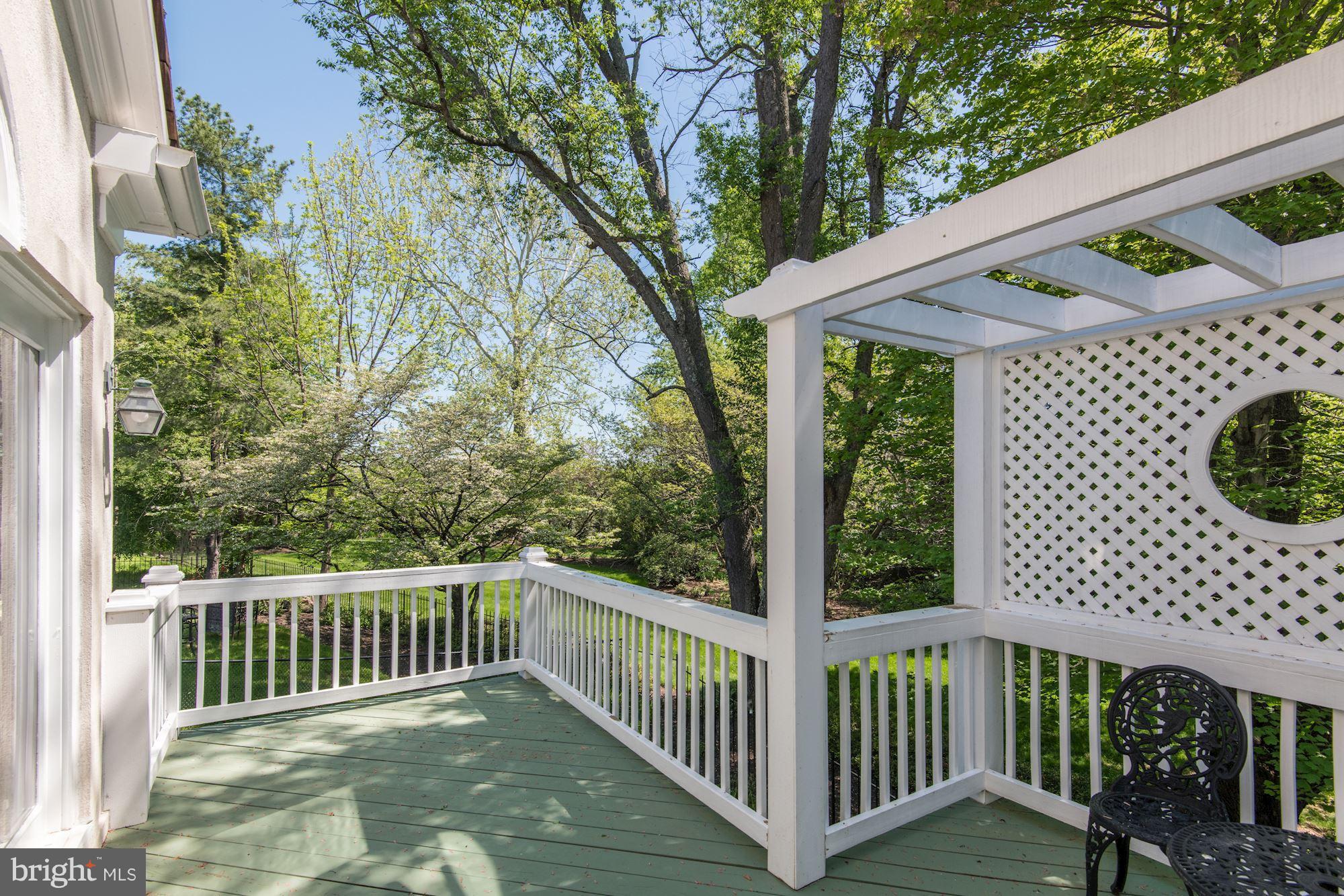 DEERFIELD POND - Residential