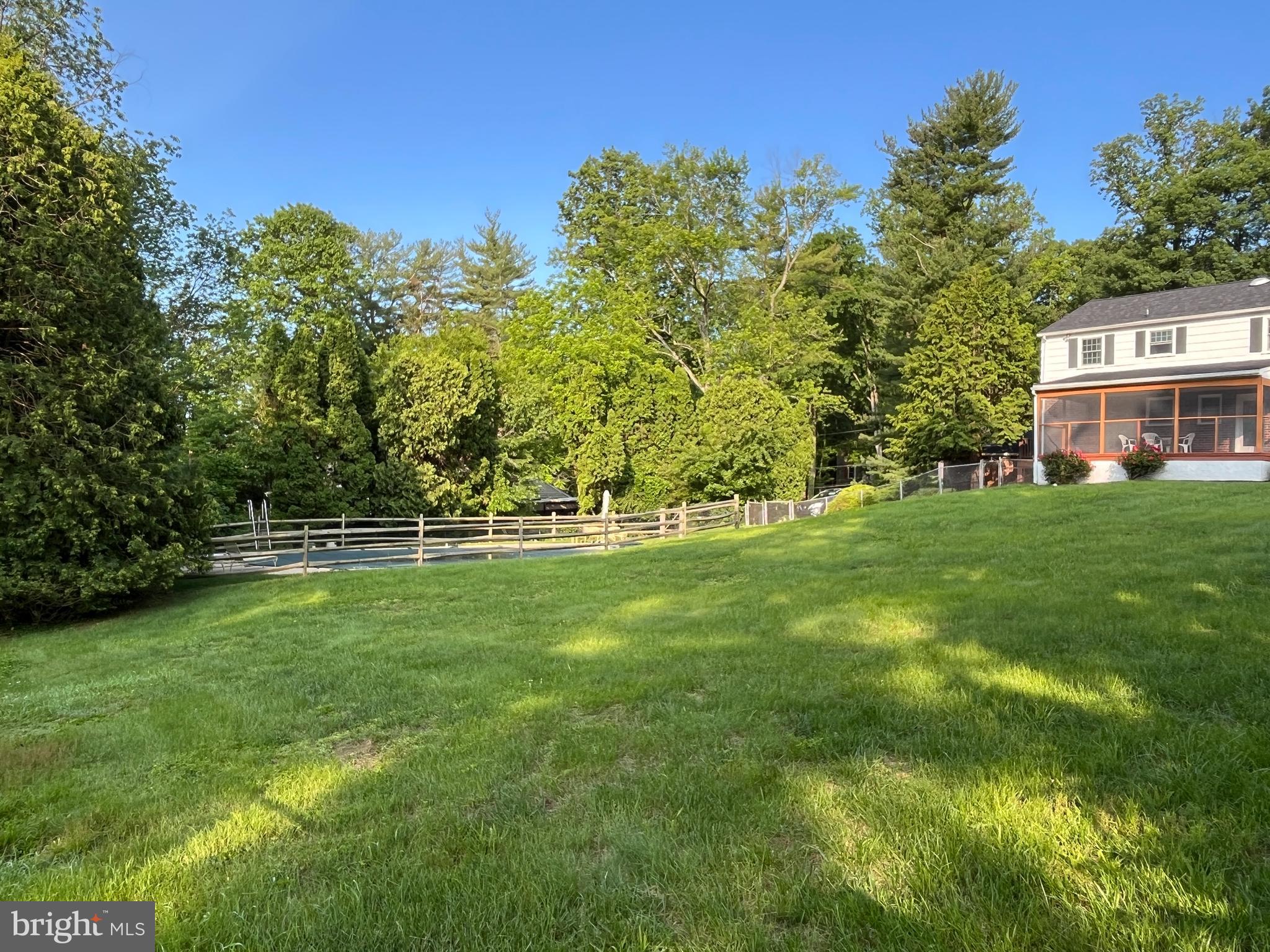 328 CASWALLEN DRIVE