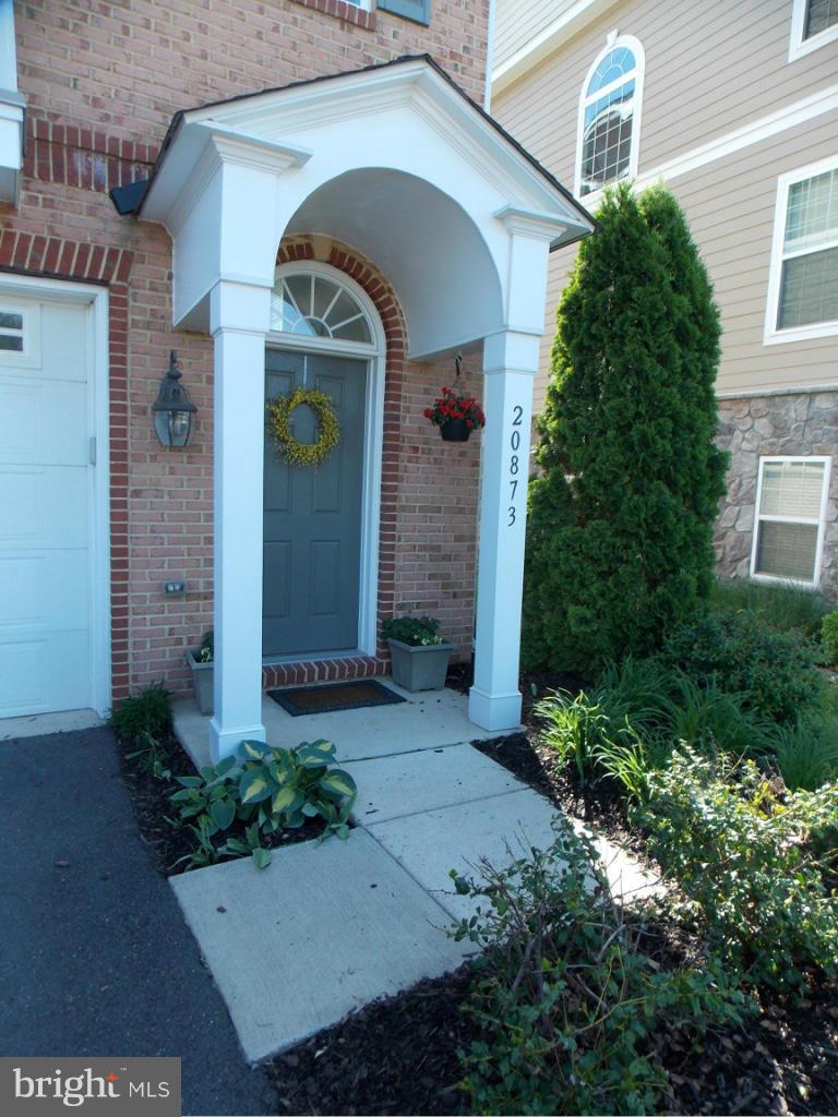 GOOSE CREEK VILLAGE SOUTH - Residential