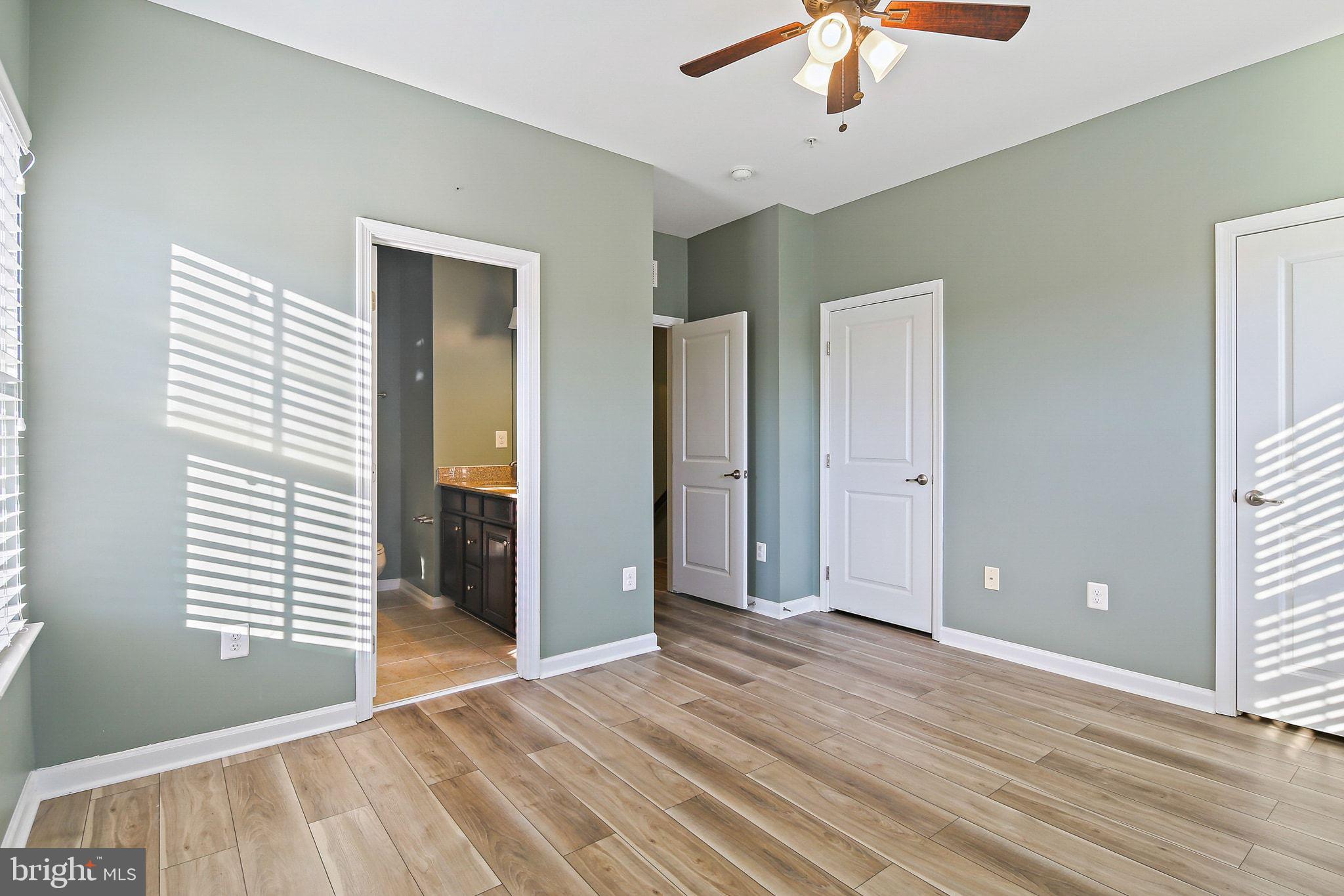 HOWARD SQUARE - Residential Lease