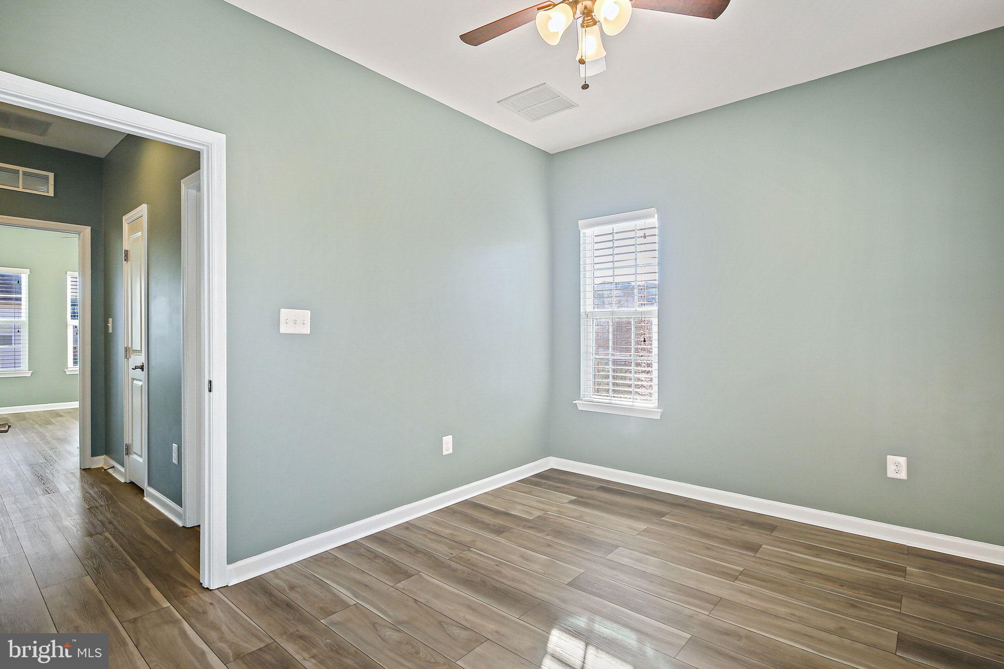 HOWARD SQUARE - Residential Lease