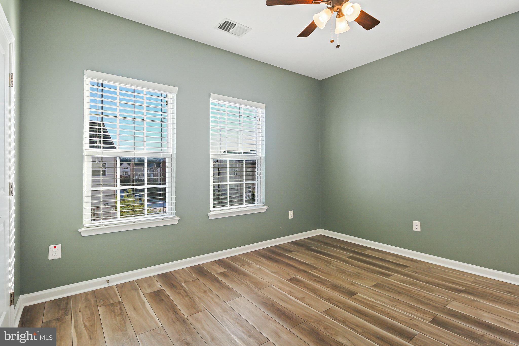 HOWARD SQUARE - Residential Lease