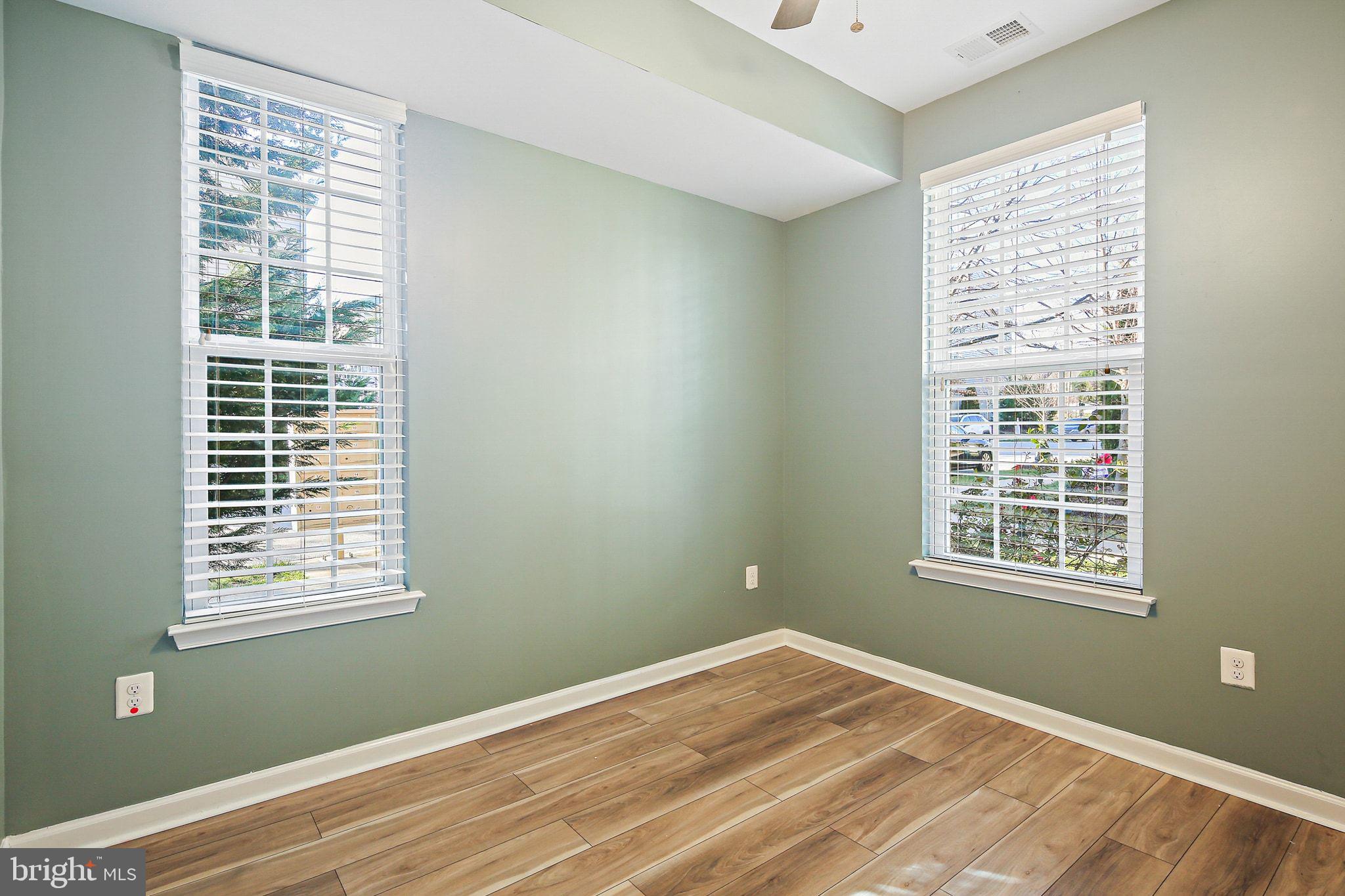 HOWARD SQUARE - Residential Lease