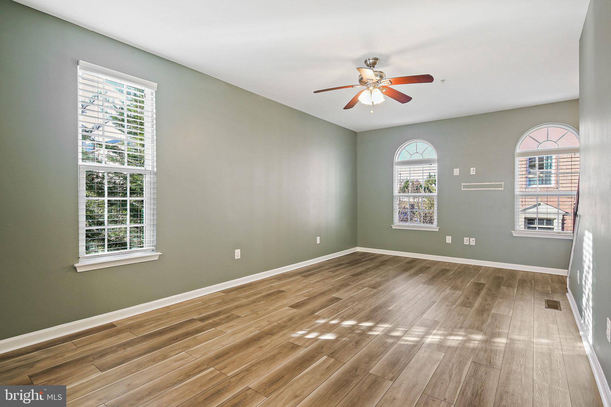 HOWARD SQUARE - Residential Lease