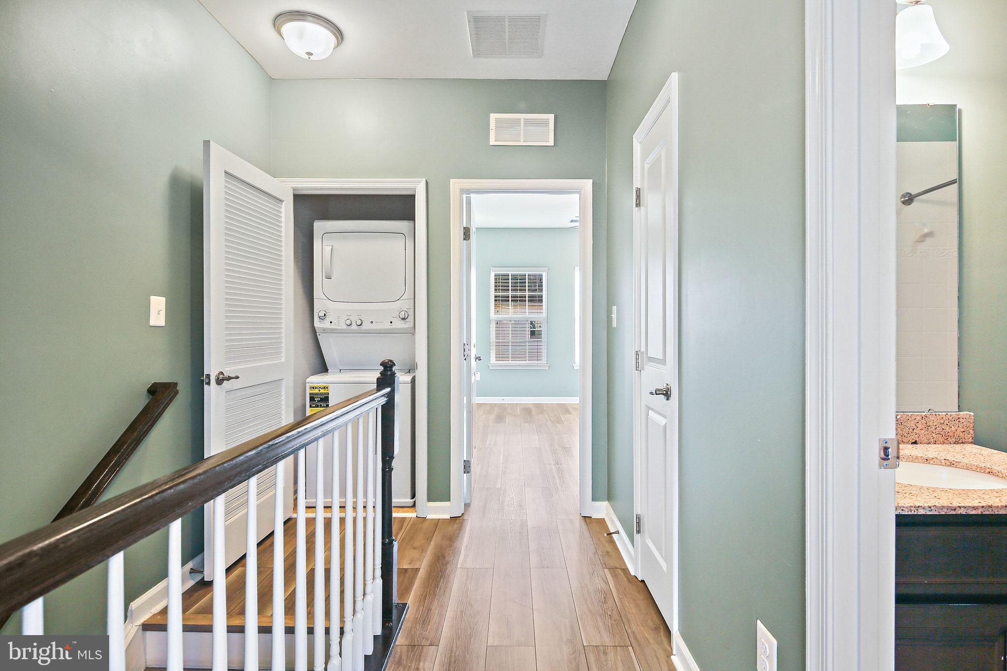 HOWARD SQUARE - Residential Lease