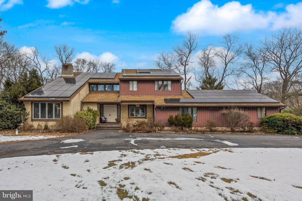 Photo of 206 Dogwood Drive, WESTAMPTON, NJ 08060 (MLS # NJBL2104044)
