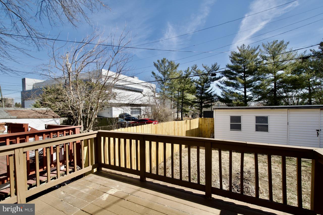 PARKWAY - Residential