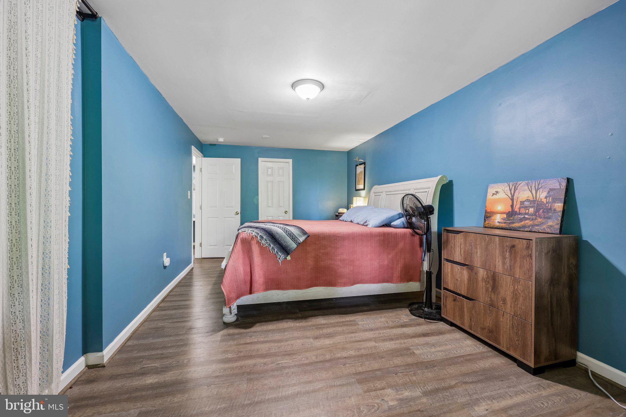 BLUE MOUNTAIN - Residential
