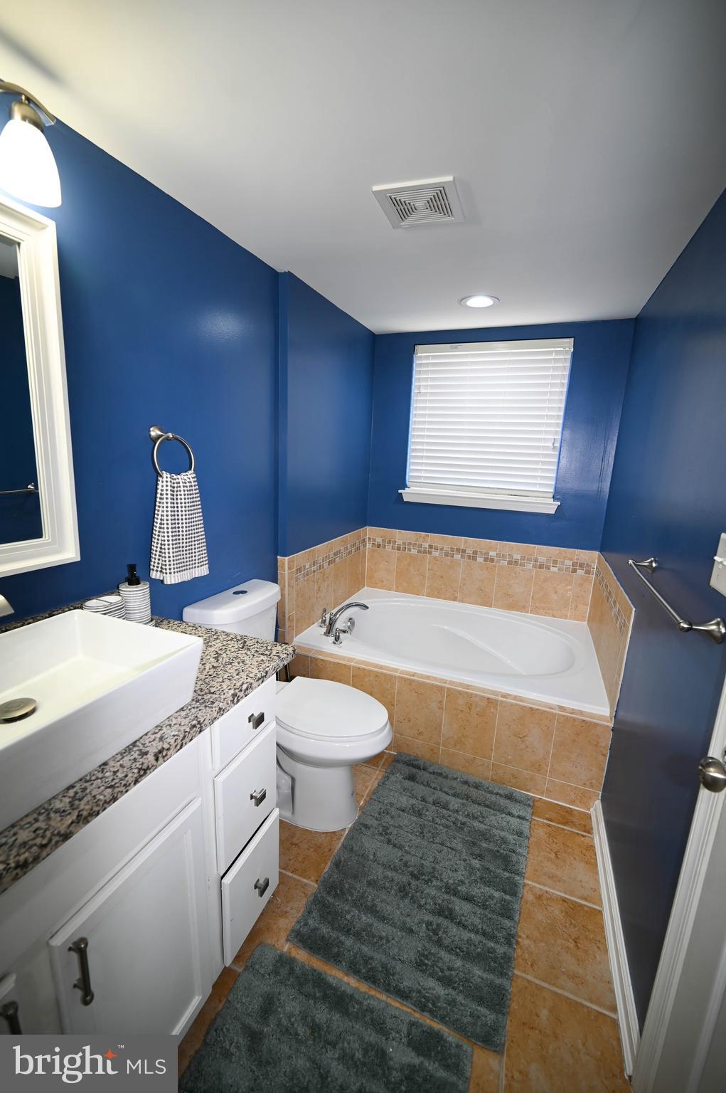 RED RUN VILLA - Residential Lease